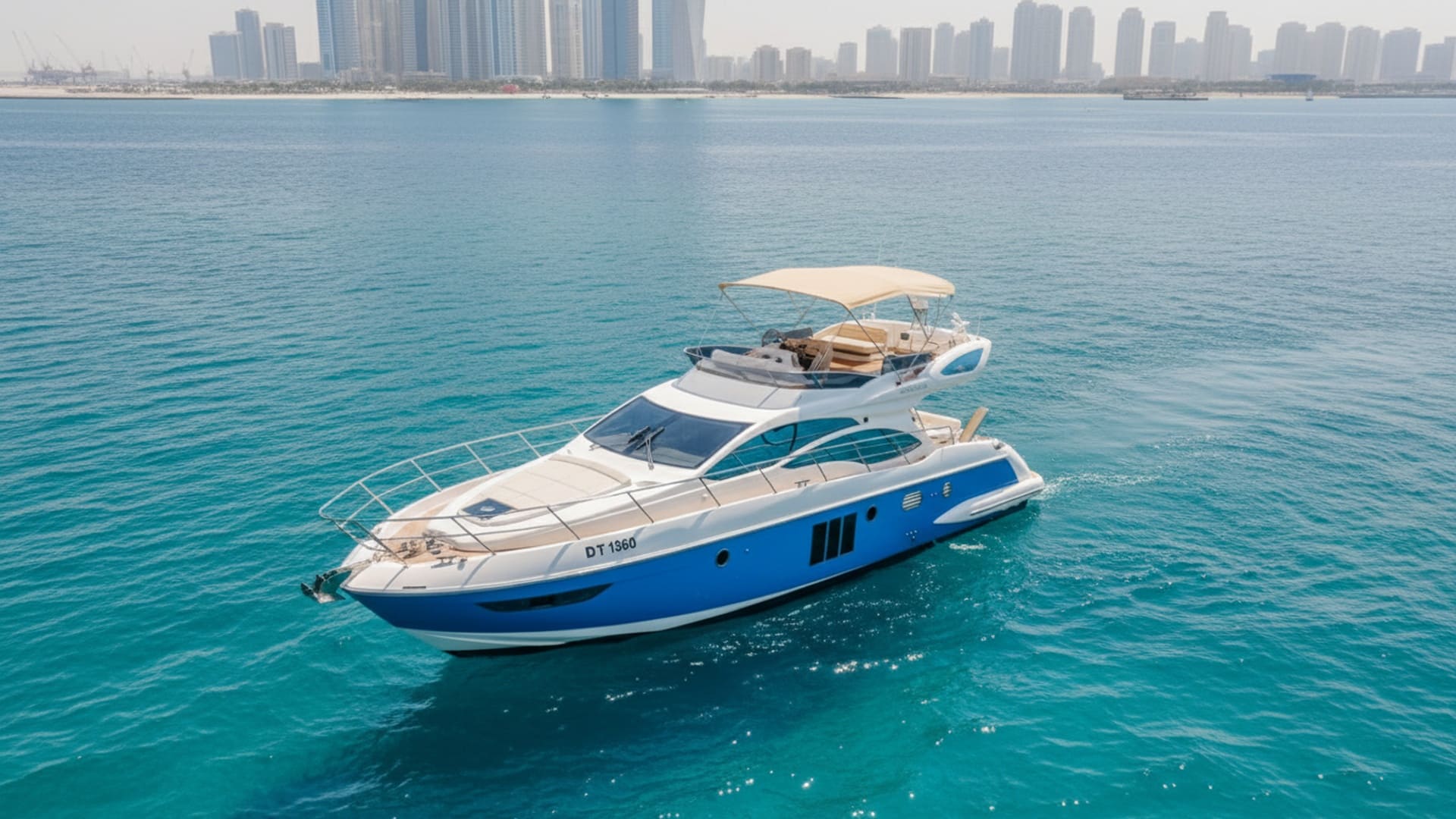 Letecký pohled na Sapphire Star 48 ft v Dubai Marina