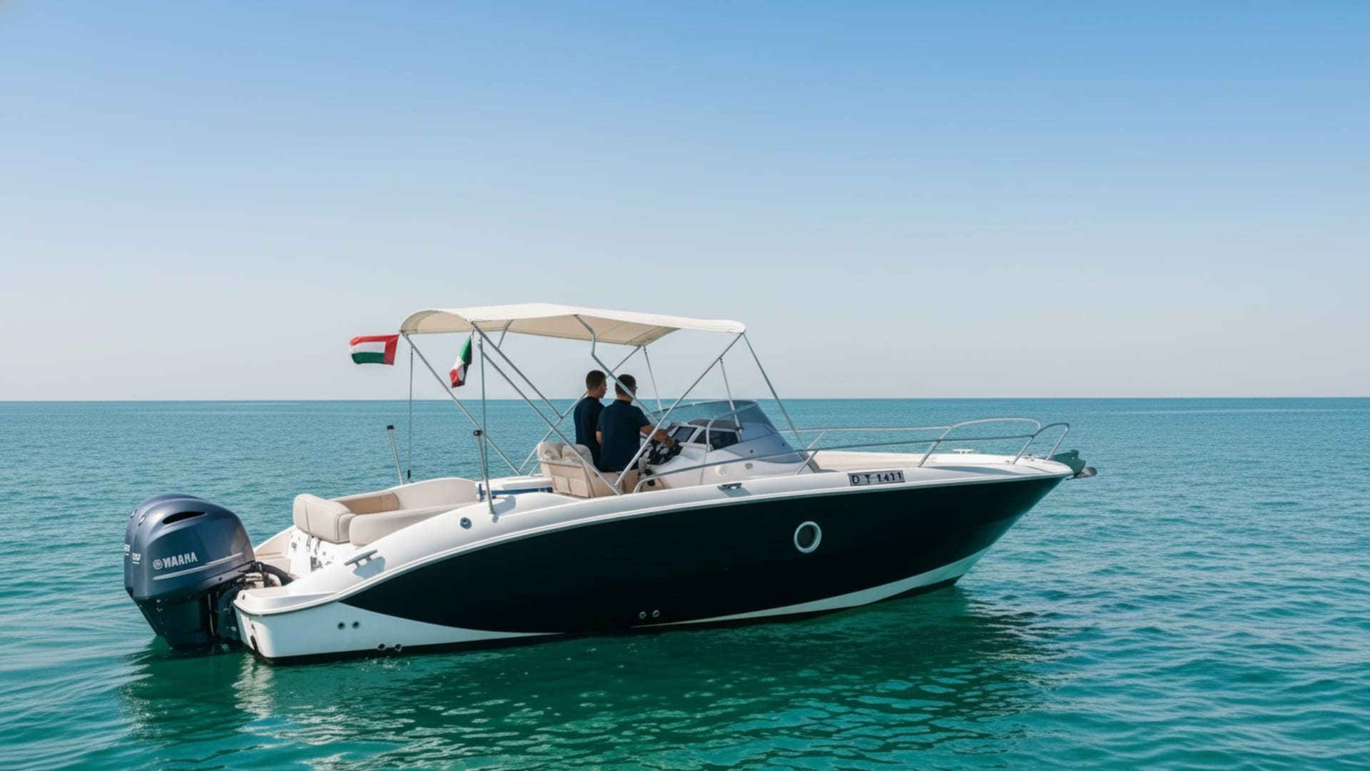 Vue extérieure imprenable du yacht Paradise Knight 27 ft