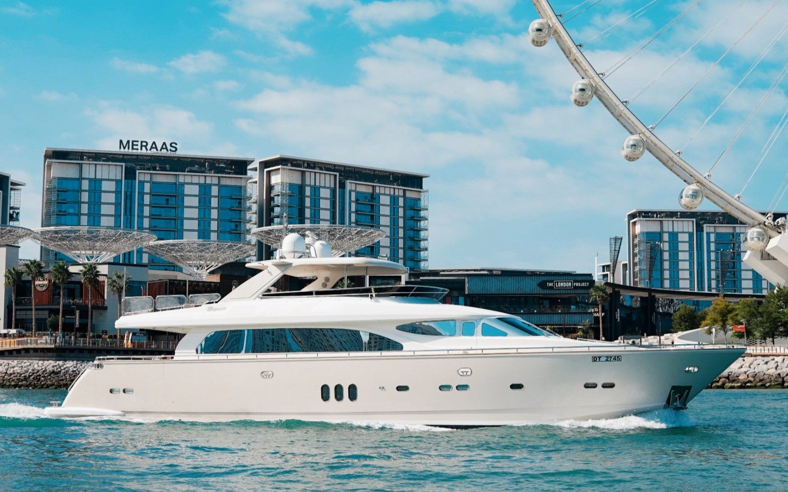 Etoupe A3 in Dubai, 98 ft
