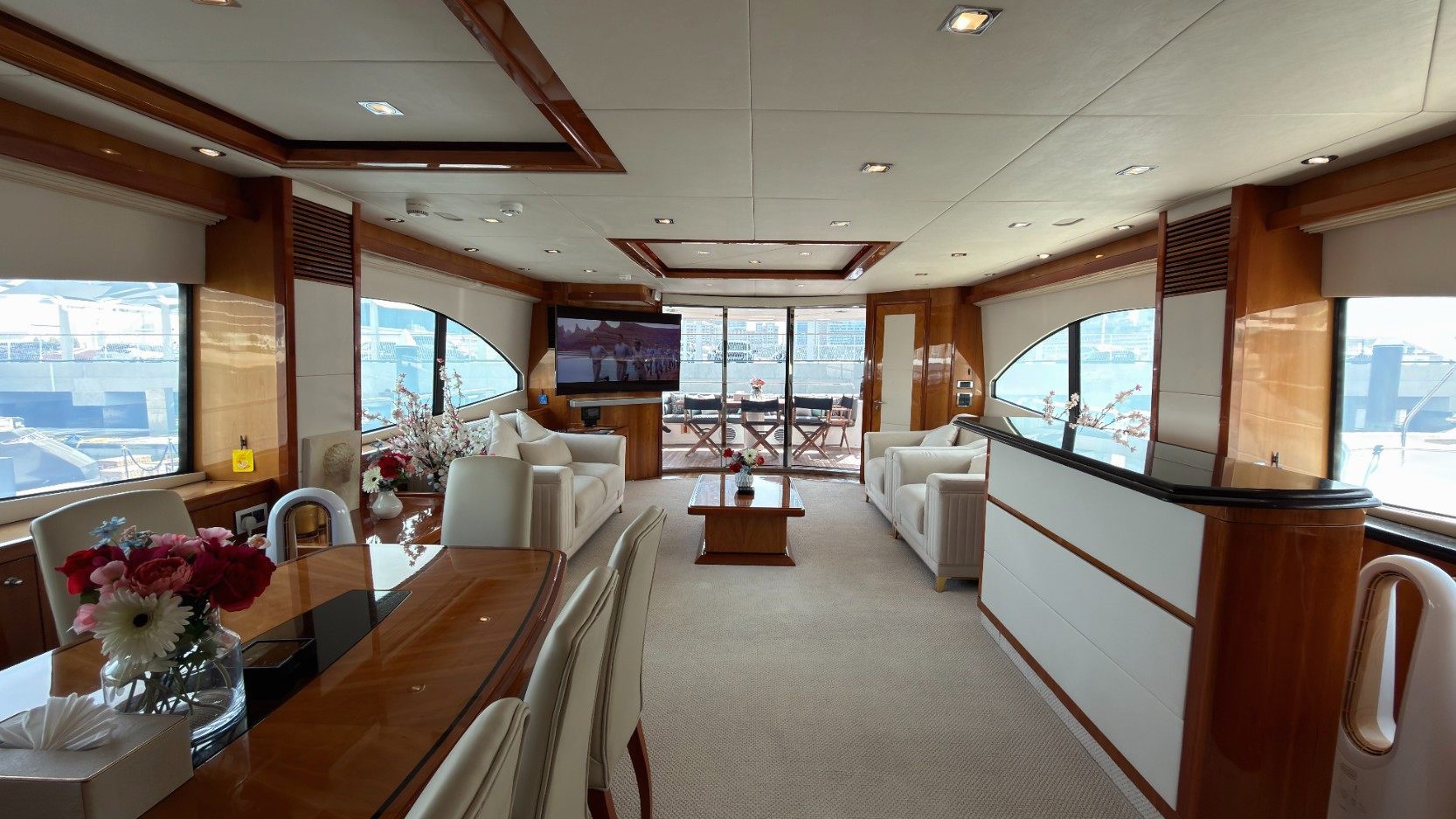 Sunseeker Aarna yacht, image 6