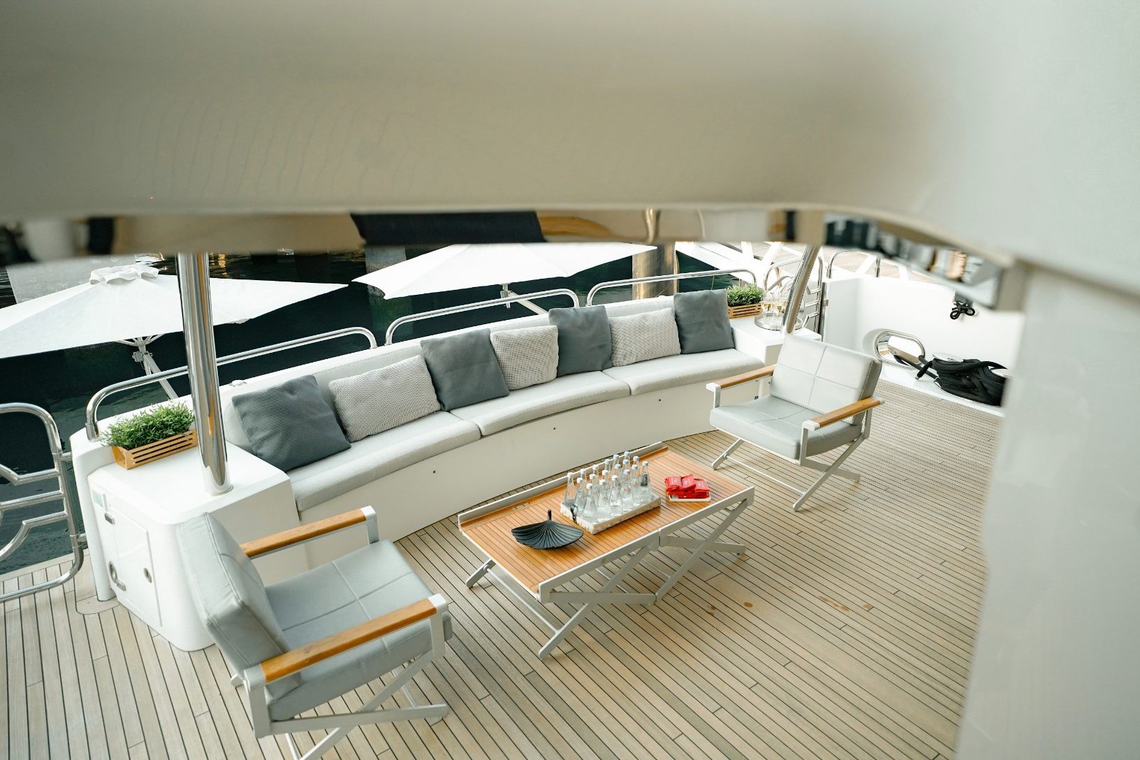 Sunseeker Encore yacht, image 2