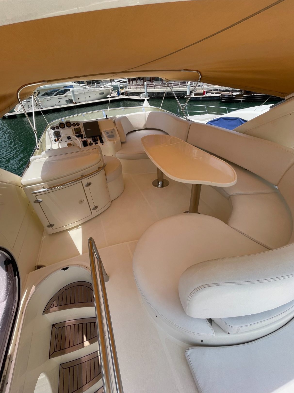 Azimut Grand Crew yacht, image 7