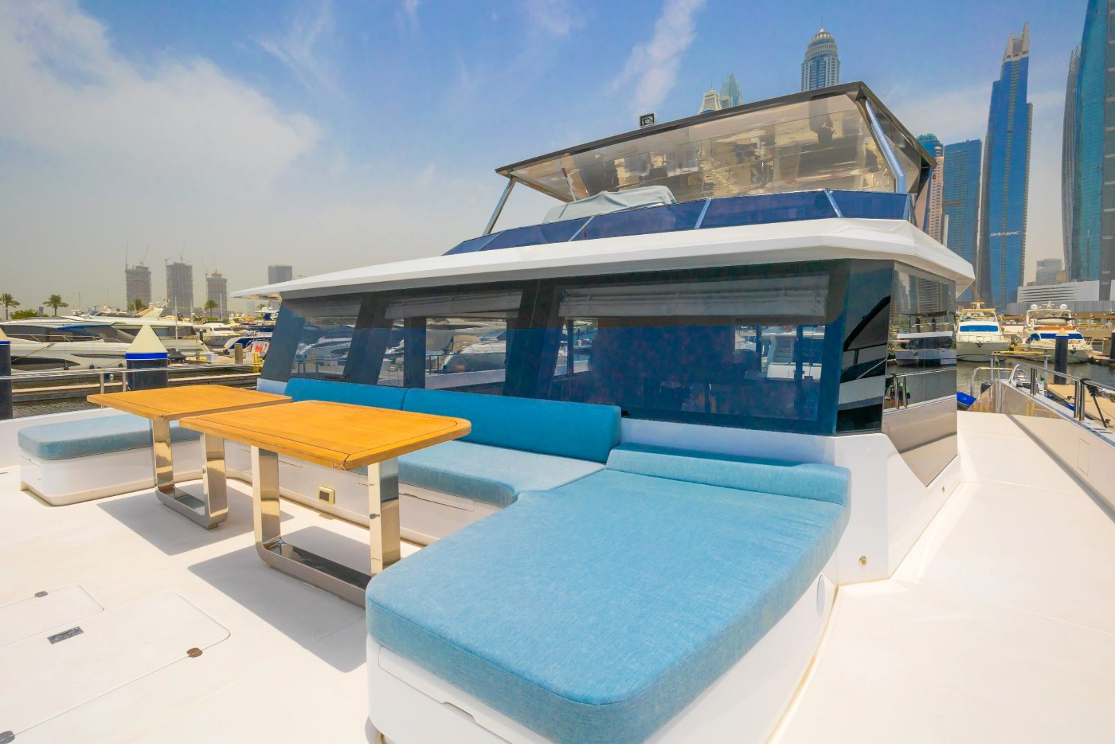 Sky Walker Volare yacht, image 5