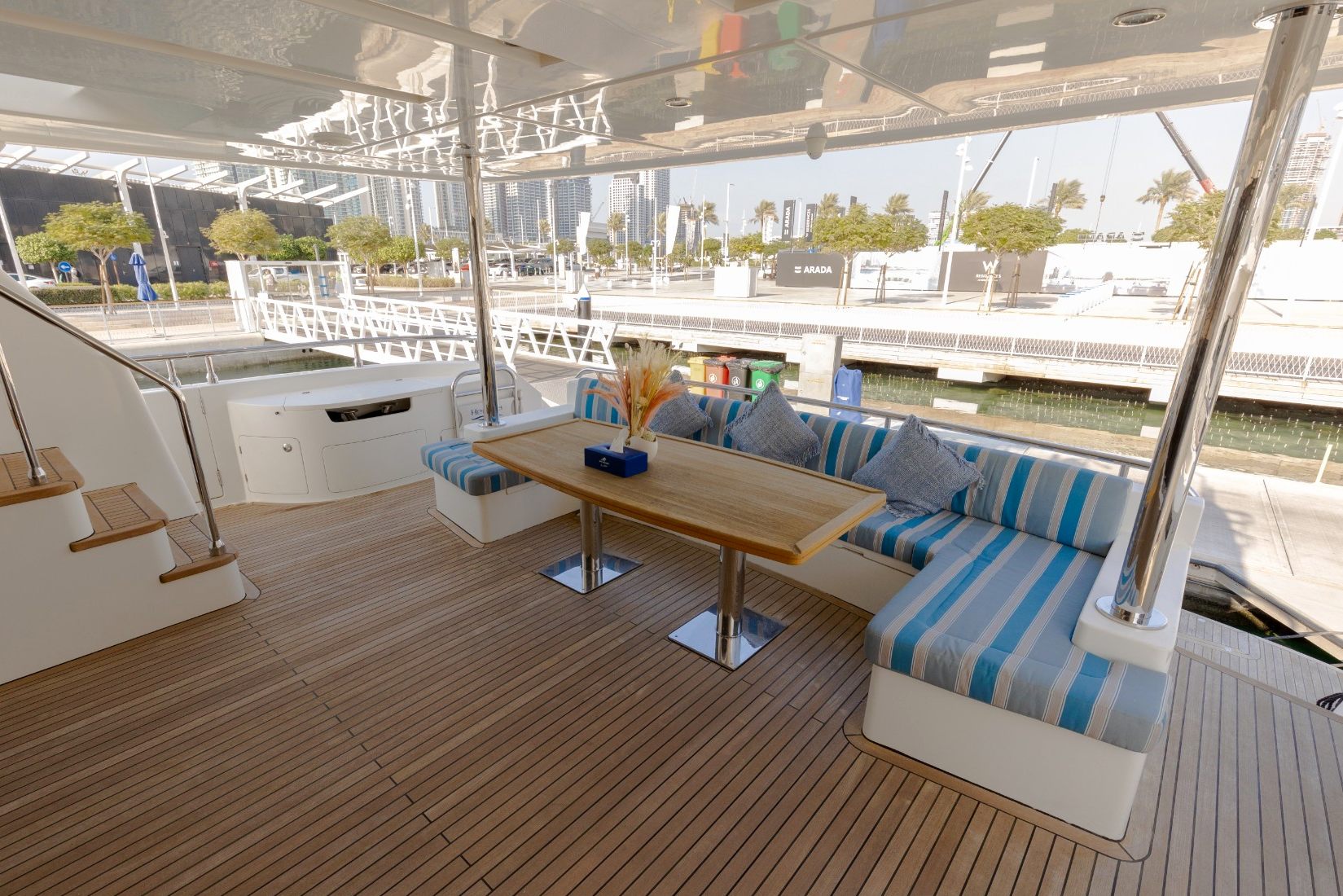 Sky Walker Caliente yacht, image 15