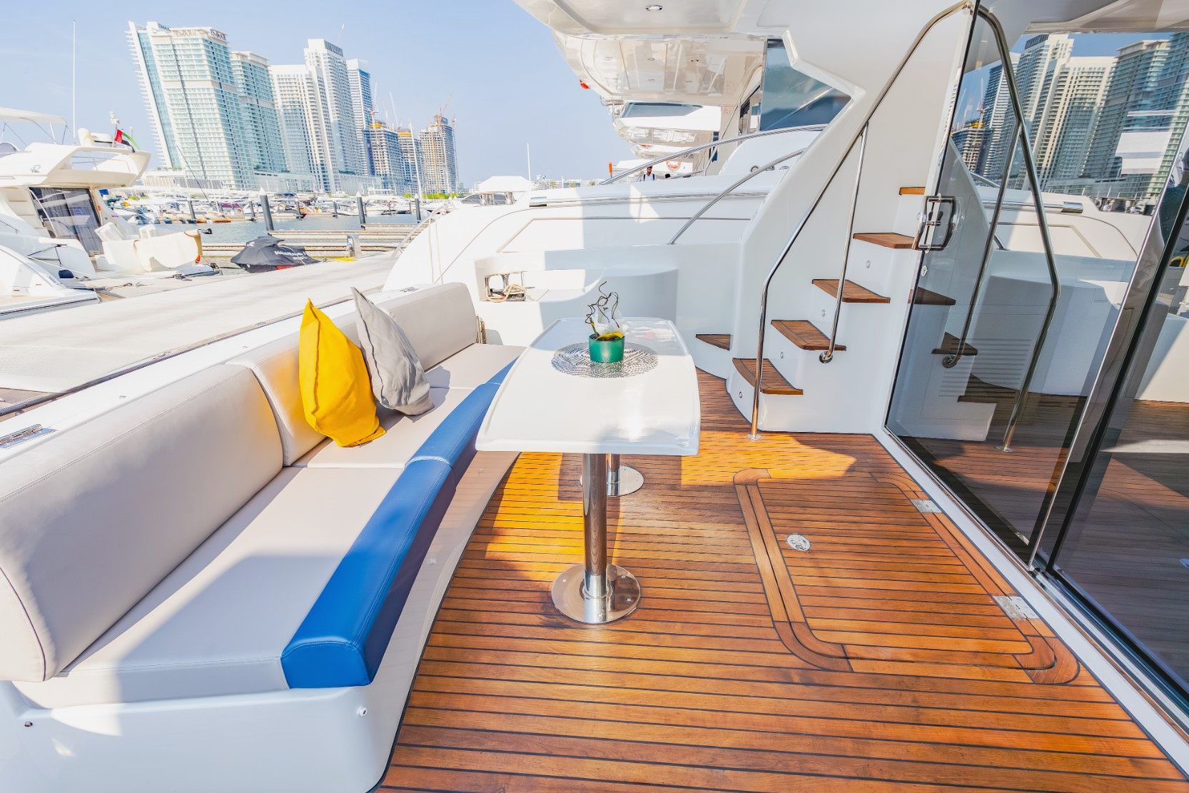 Sky Walker Kio yacht, image 9