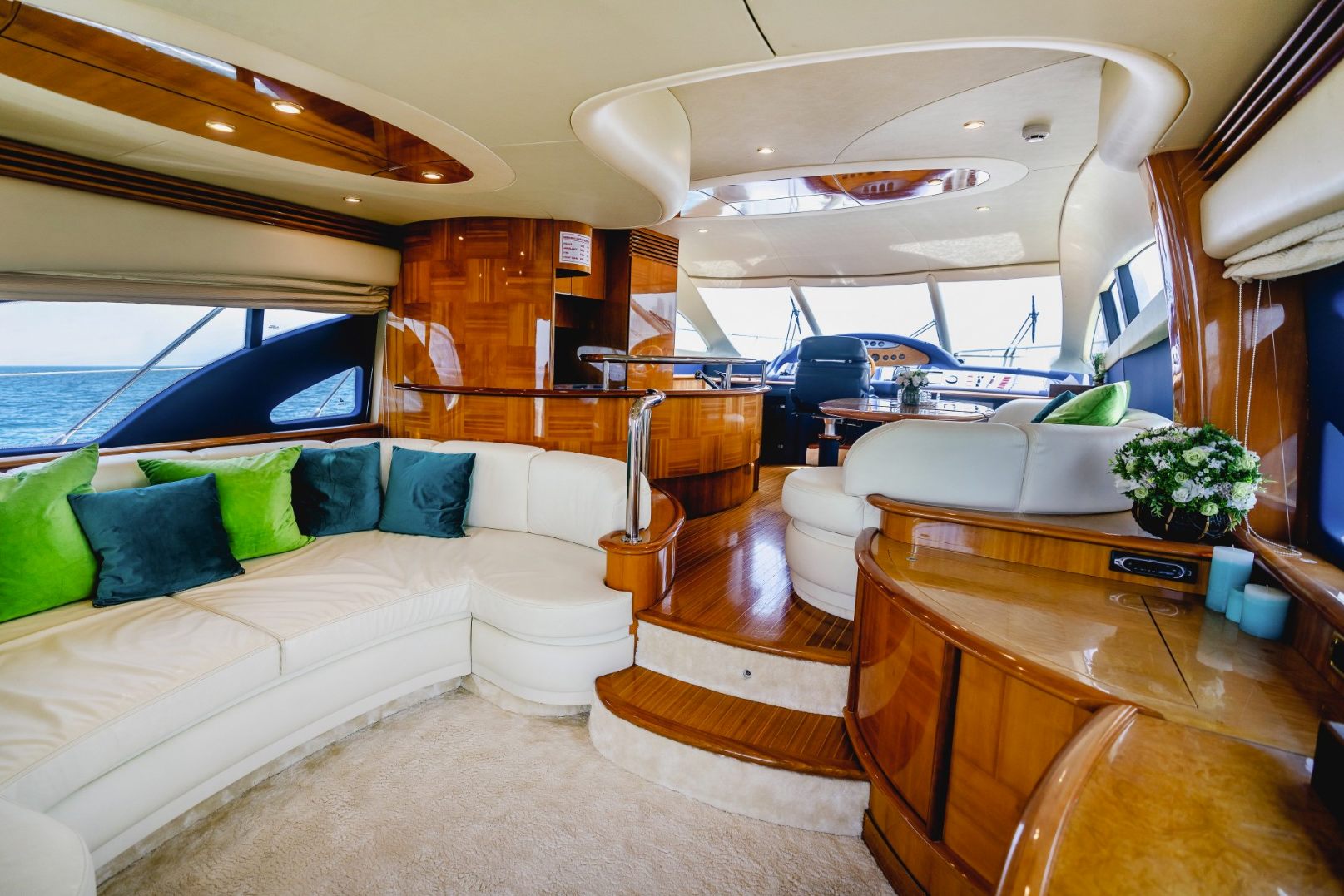 Azimut Lucky Star yacht, image 4