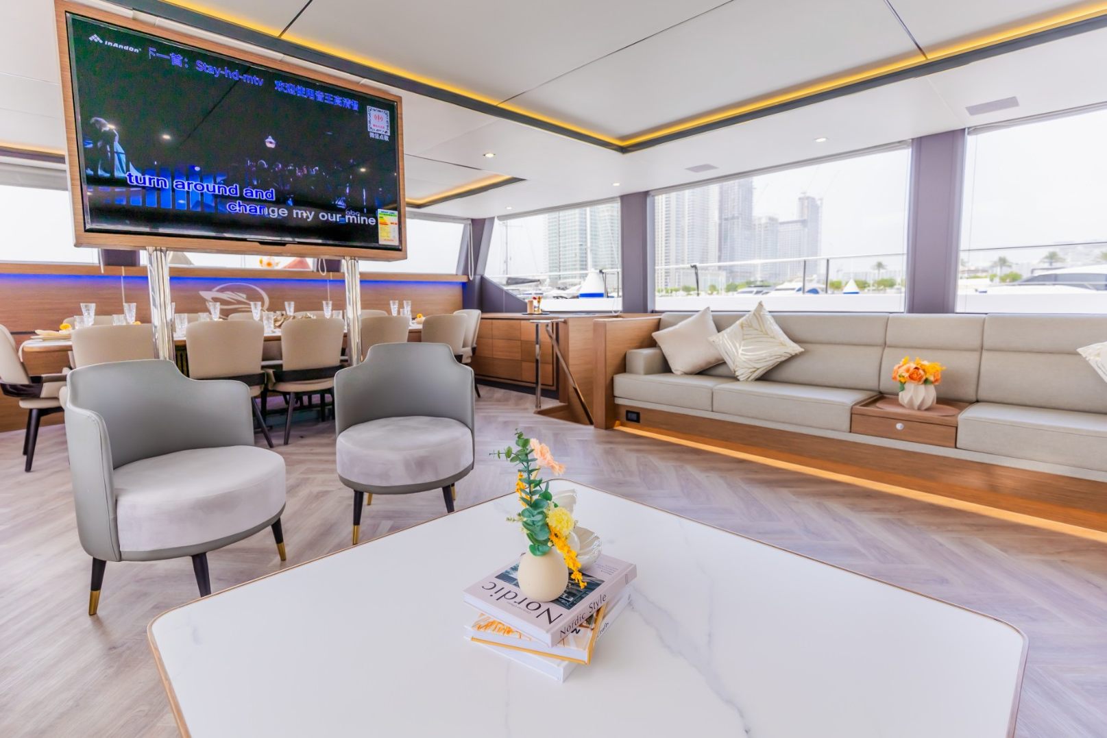Sky Walker Aquila yacht, image 3