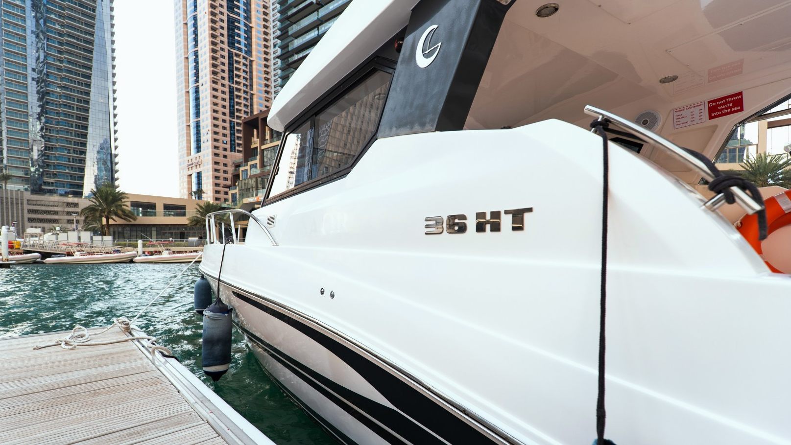 Silver Craft Thunder yacht, image 3