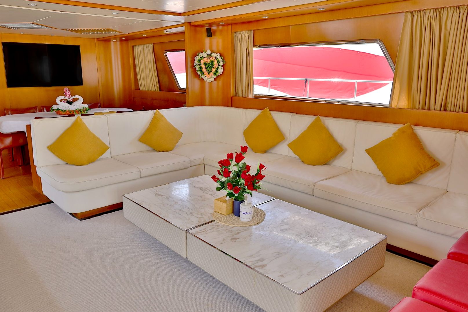 San Lorenzo yacht, image 7