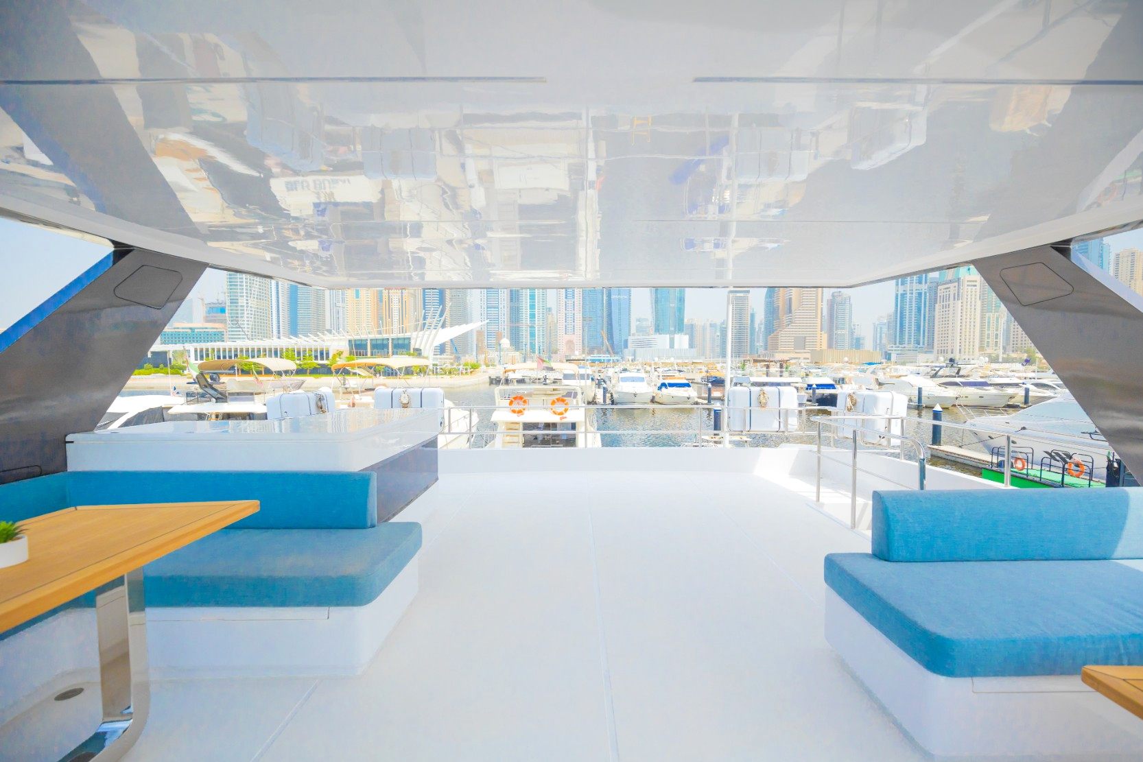 Sky Walker Aquila yacht, image 16