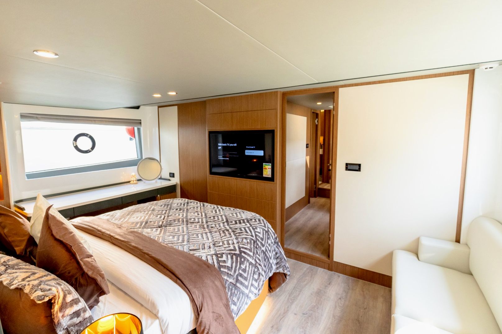 Sky Walker Amie X63 Sport yacht, image 16