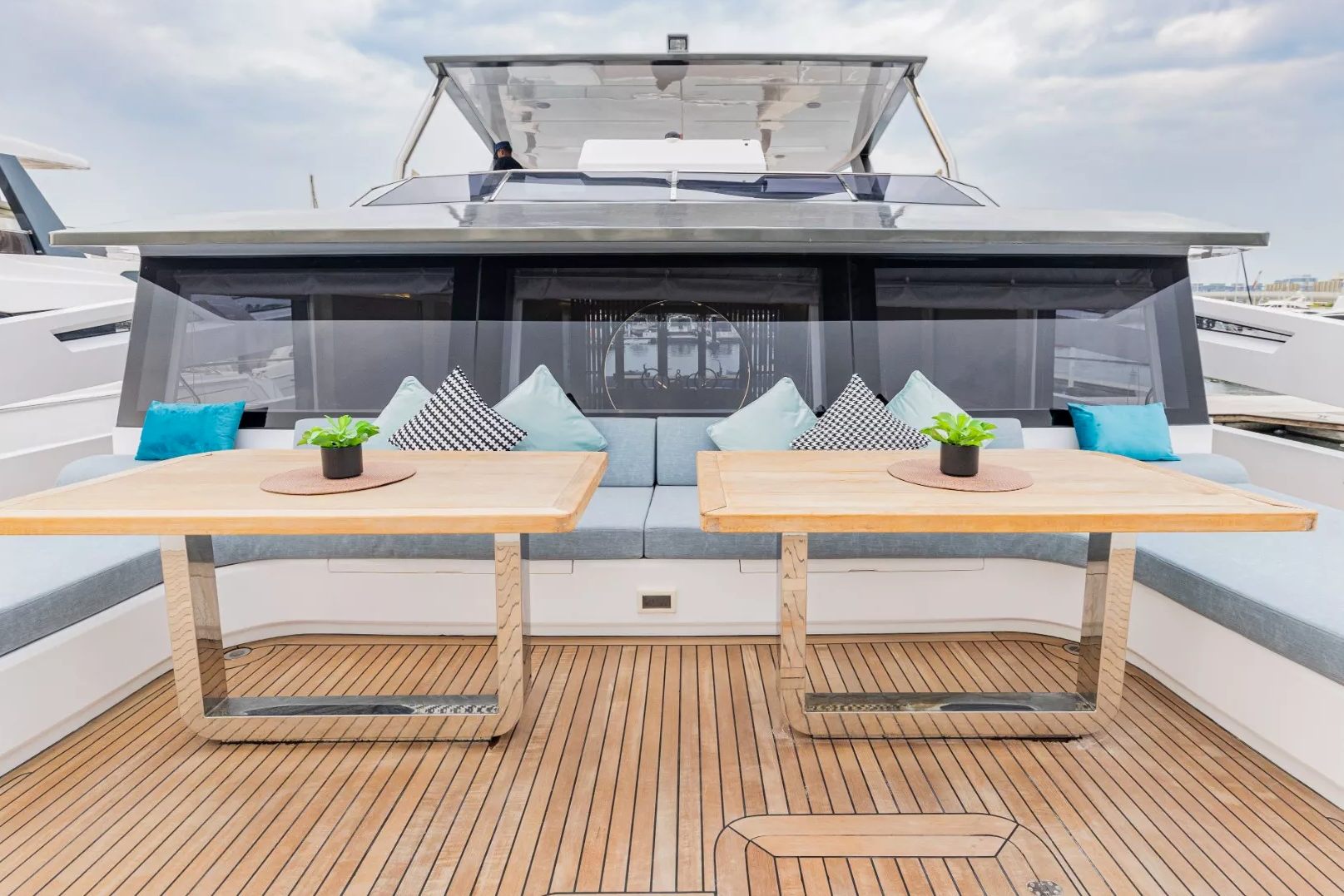 Sky Walker Infinity yacht, image 14