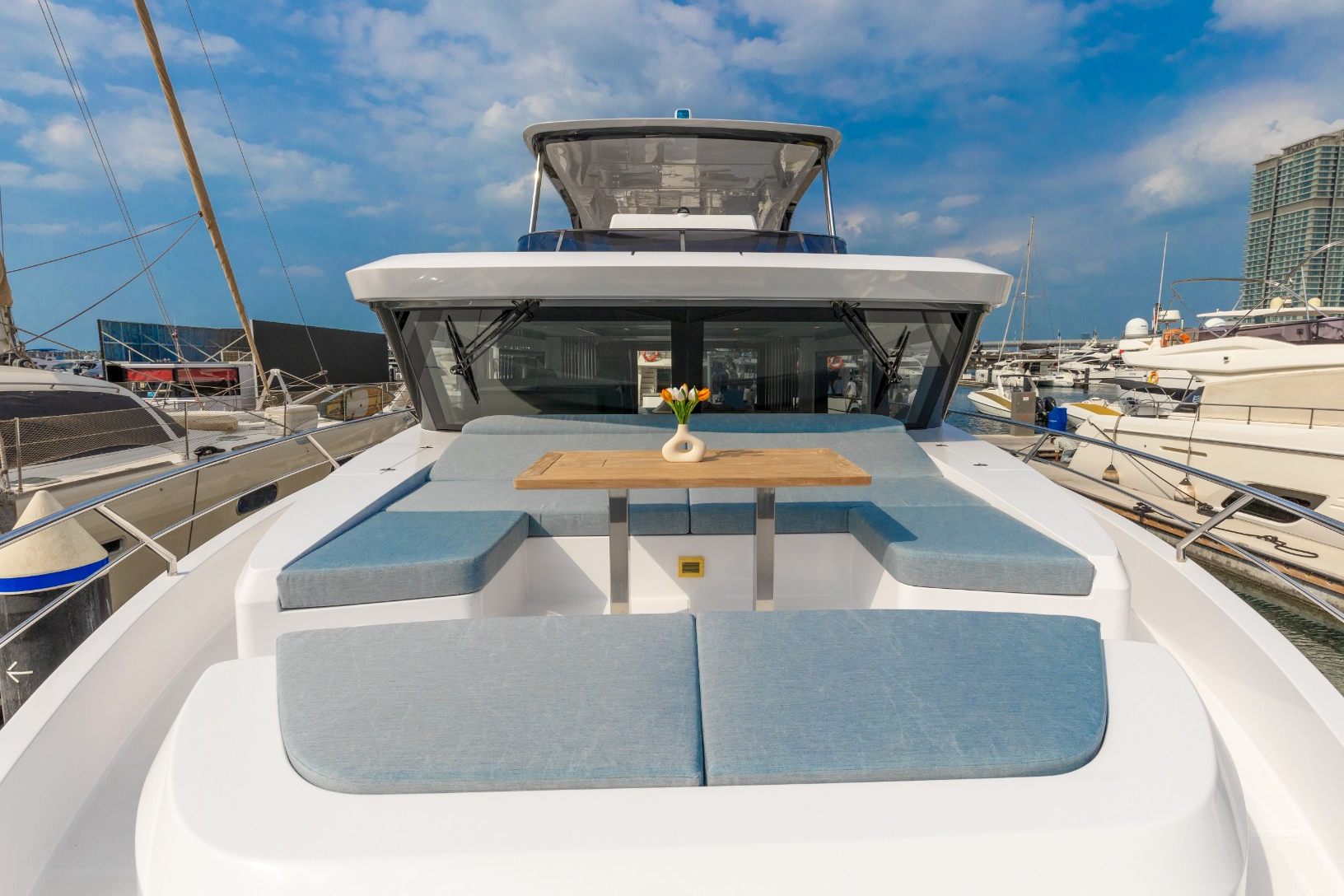Sky Walker Amie X63 Sport yacht, image 10