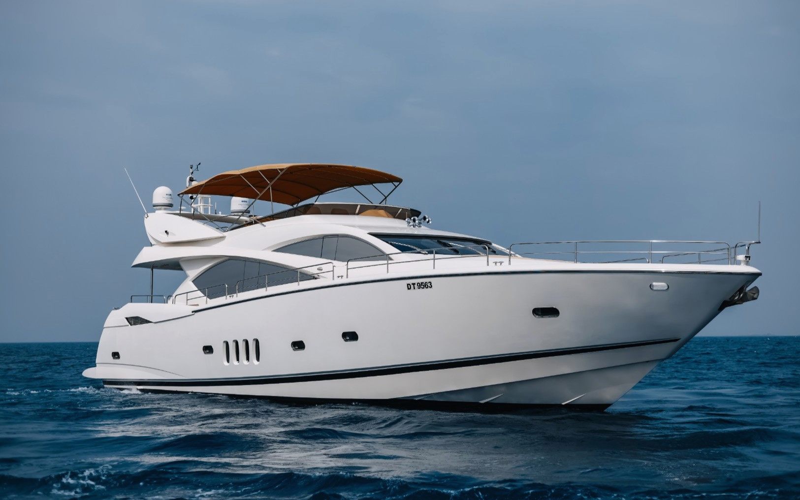 Sunseeker Why Not in Dubai, 82 ft