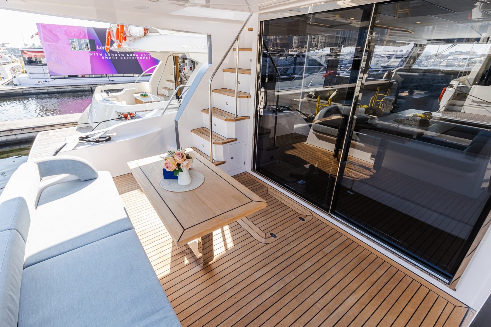Sky Walker Fly X53 Sport yacht, image 9