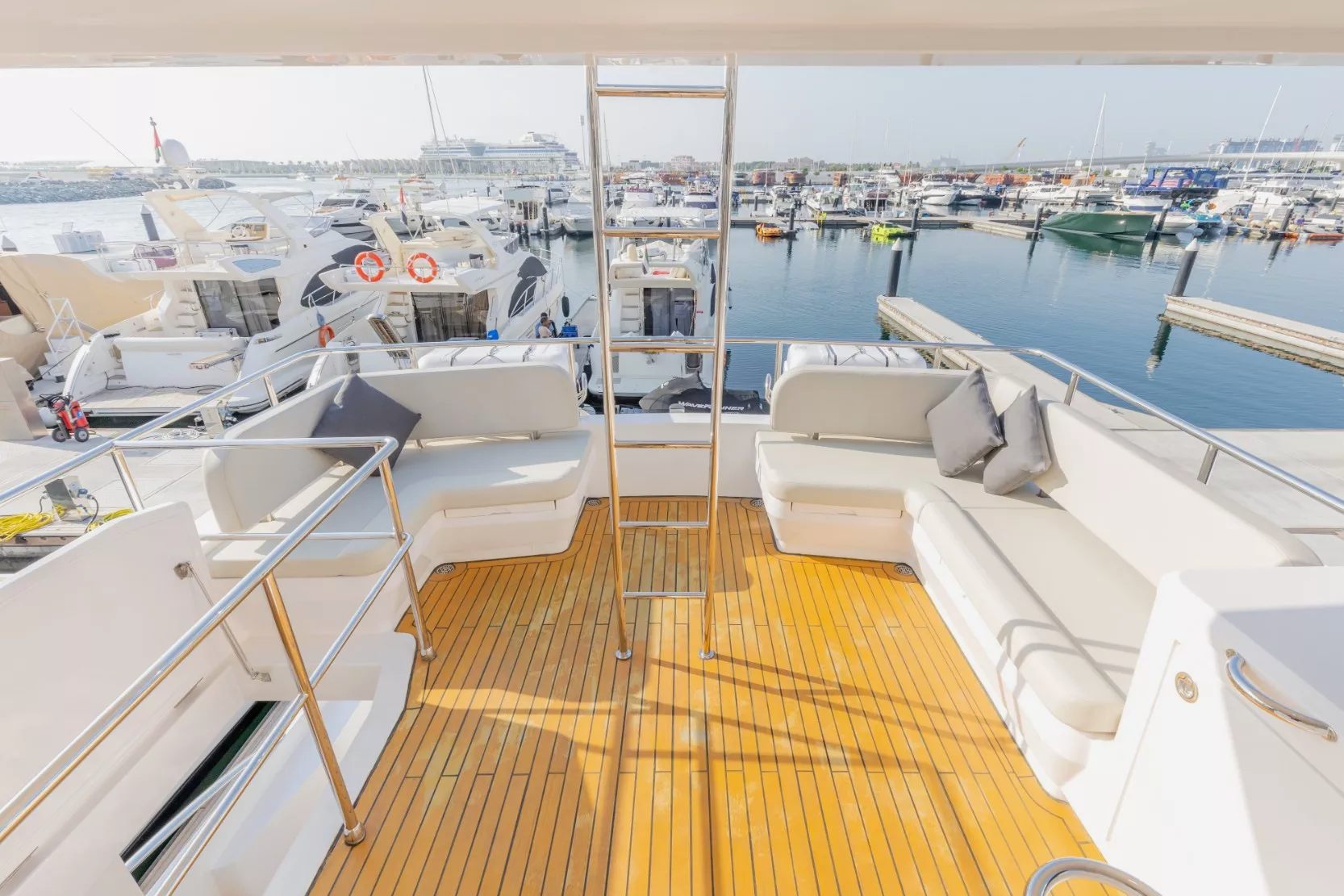 Sky Walker Fibo yacht, image 16