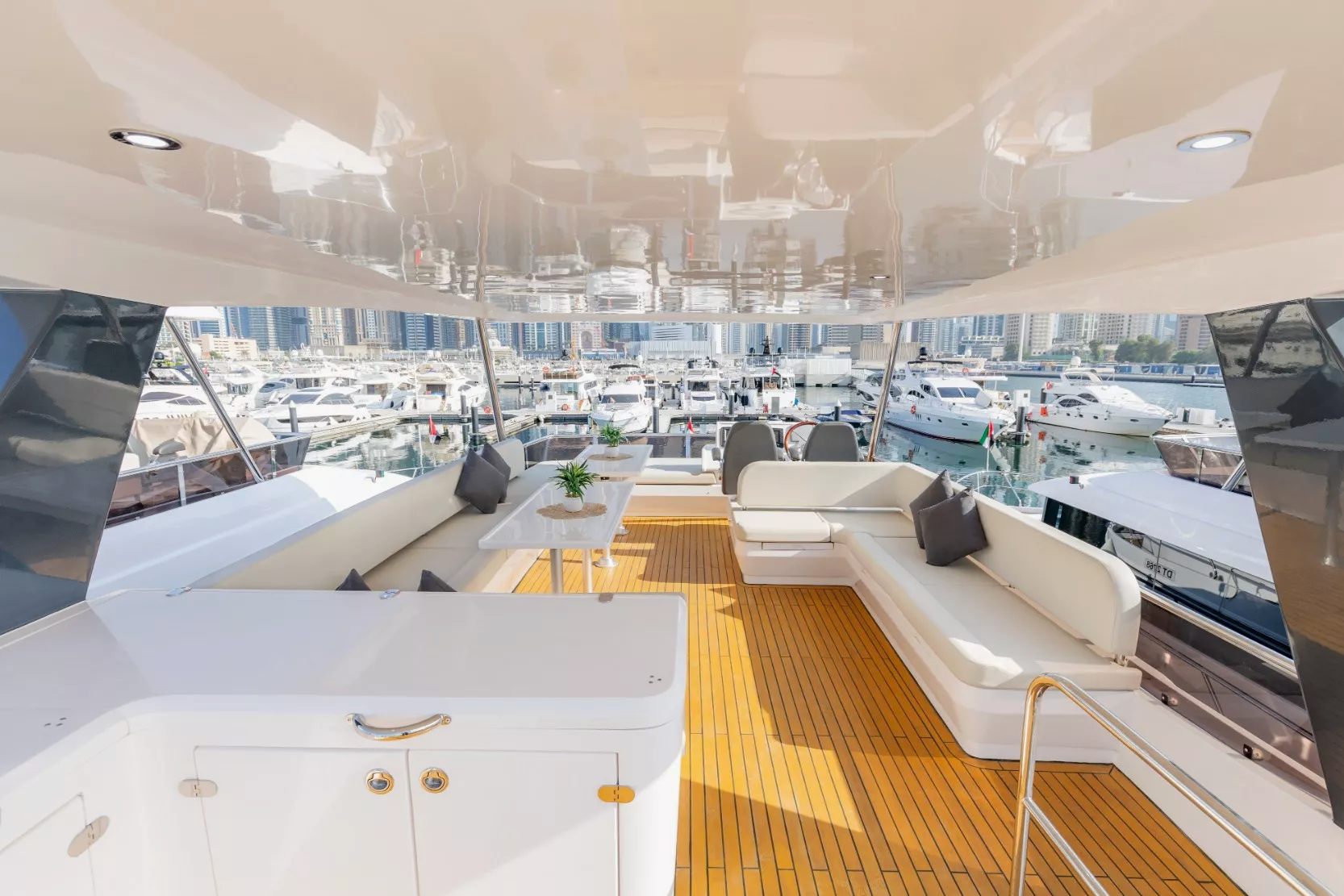 Sky Walker Fibo yacht, image 3