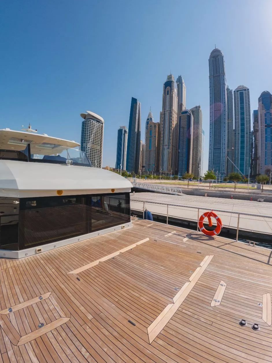 Sky Walker Explora yacht, image 10
