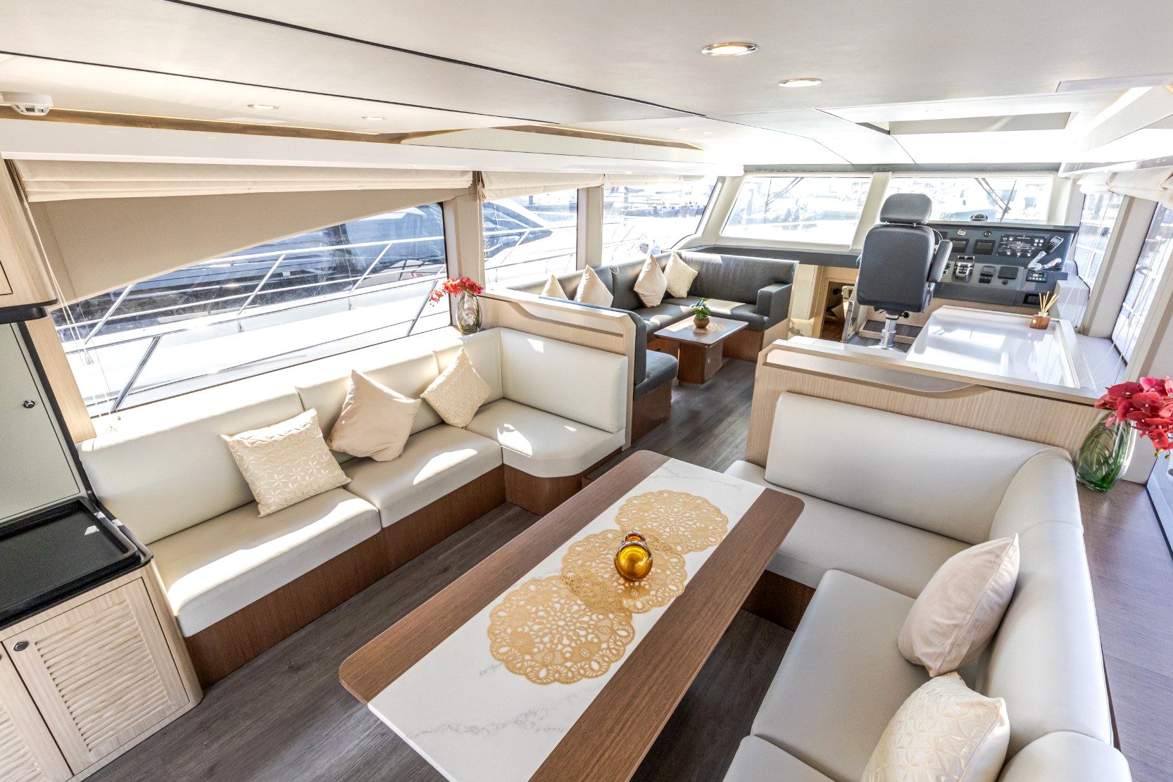 Sky Walker Fly X53 Sport yacht, image 7