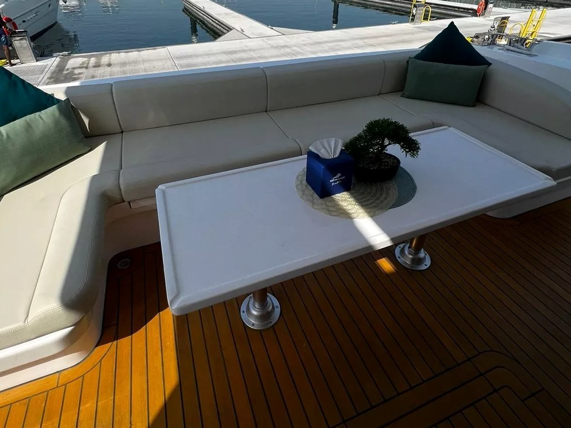 Sky Walker Taka Blue yacht, image 4