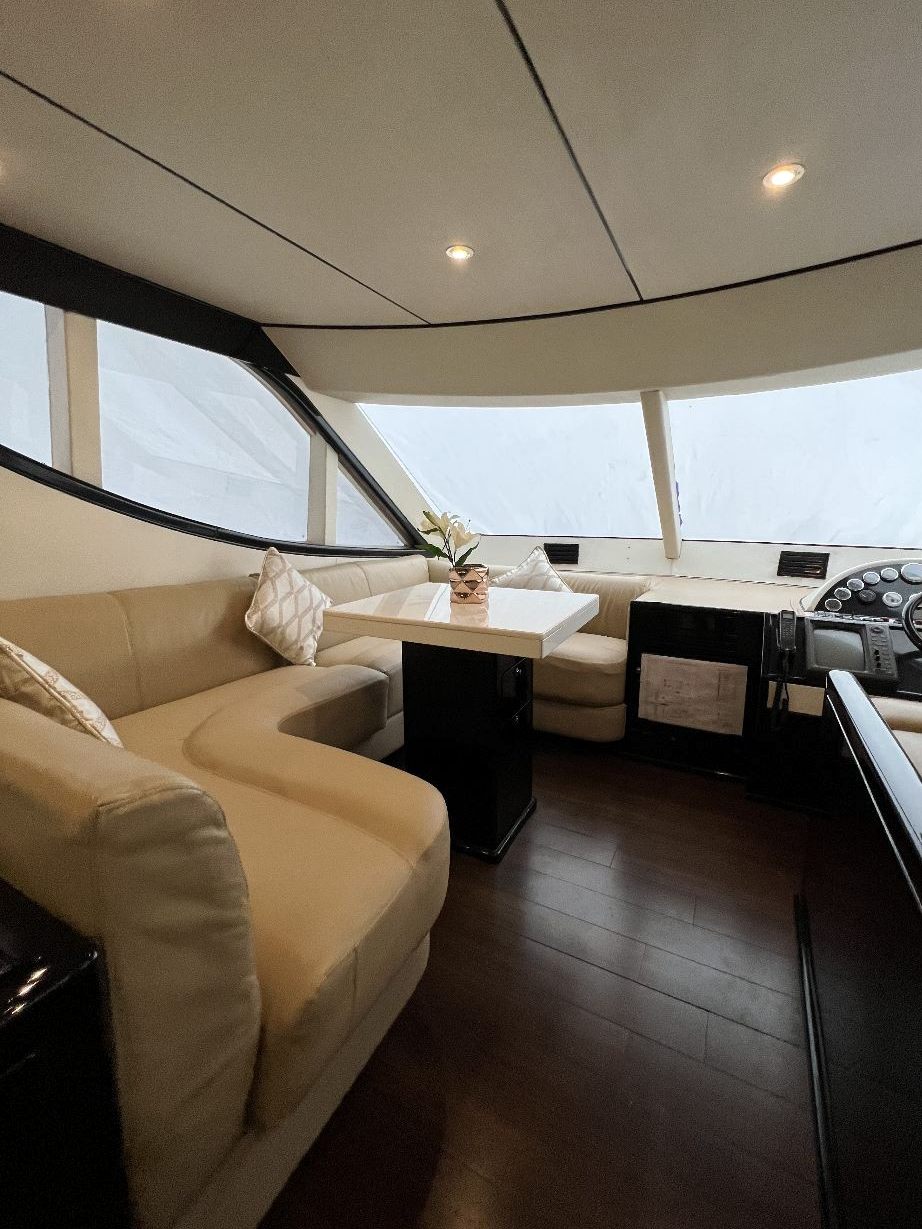Dubai Marine Tisck yacht, image 3