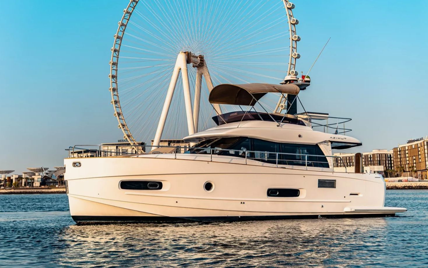 Azimut Magellano 43 ft in Dubai, 43 ft