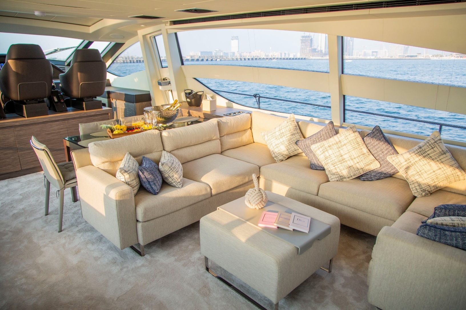 Pershing yacht, image 10