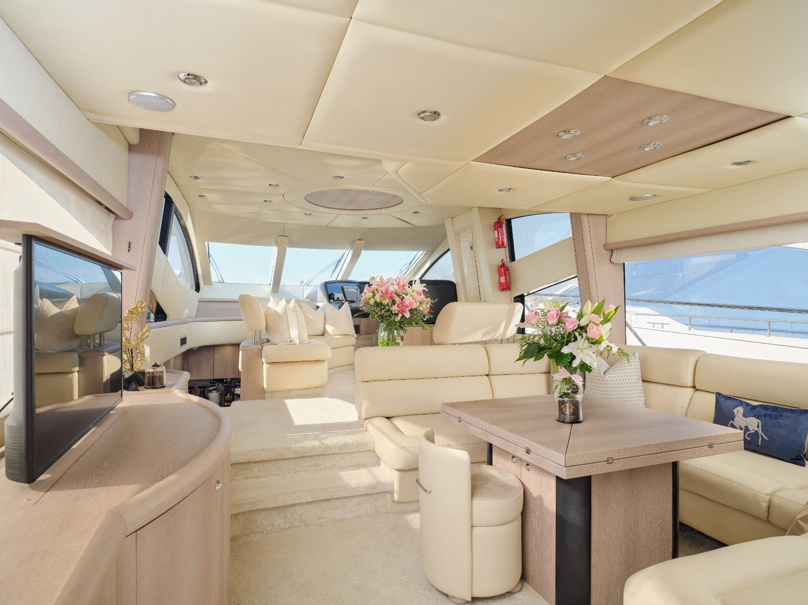Sunseeker Satoshi yacht, image 7