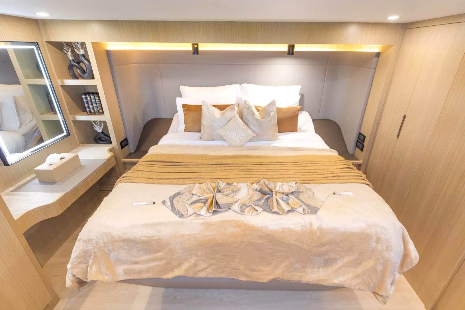 Sky Walker Infinity yacht, image 16