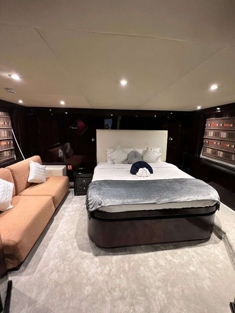 Dubai Marine Tisck yacht, image 4