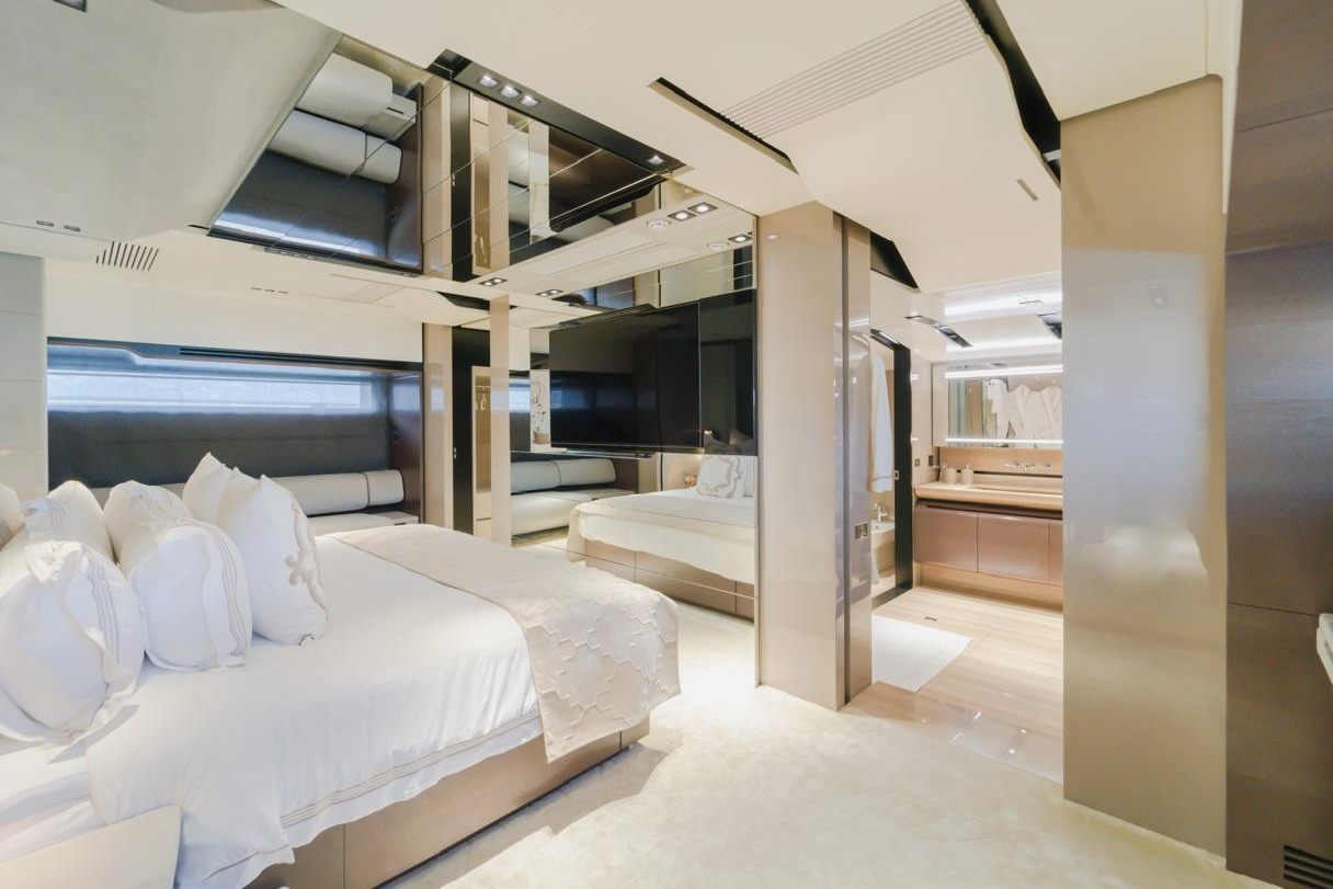 Peri Saffuriya yacht, image 13