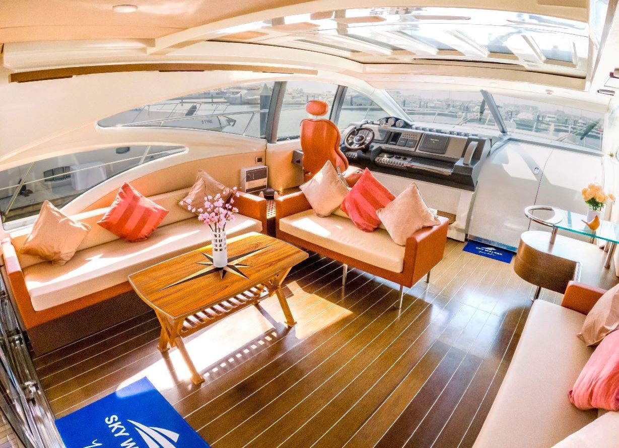 Azimut Sura yacht, image 4