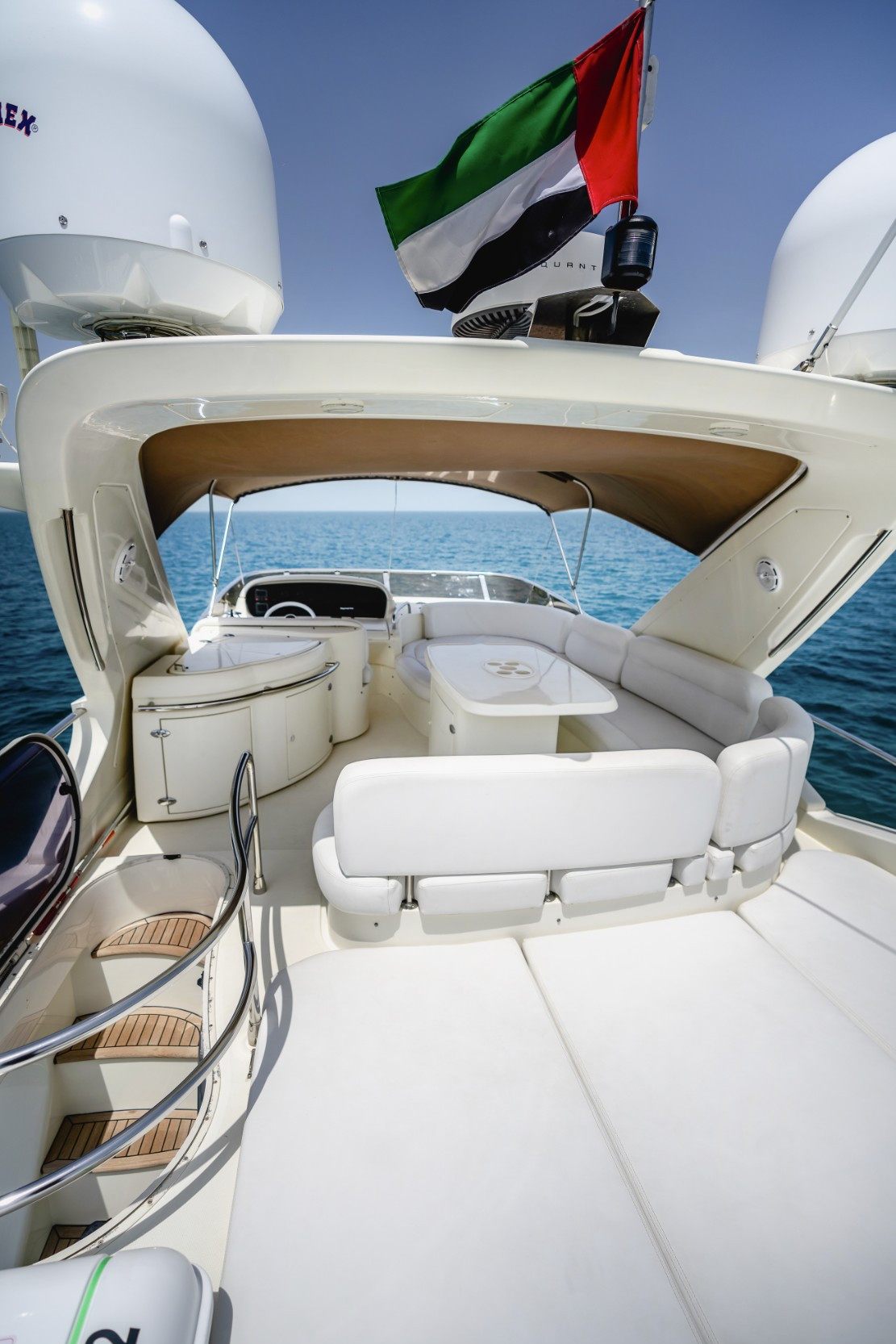 Azimut Lucky Star yacht, image 3