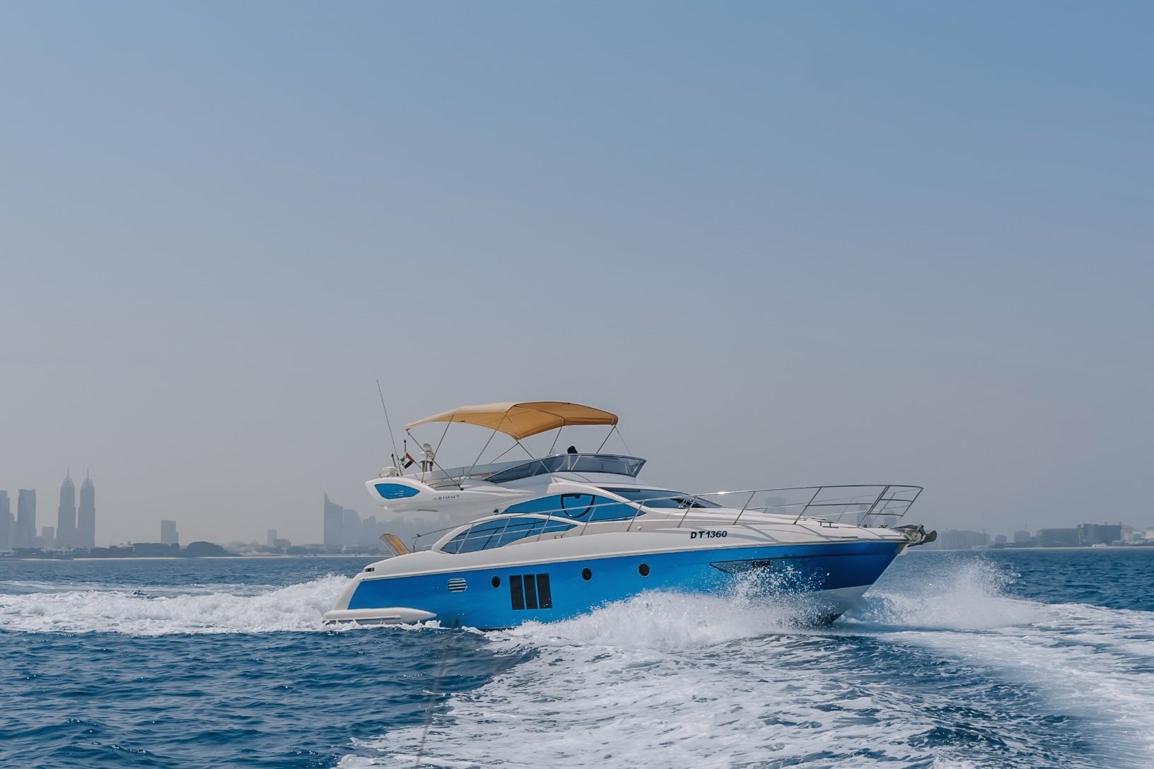 Azimut No Regrets yacht, image 2