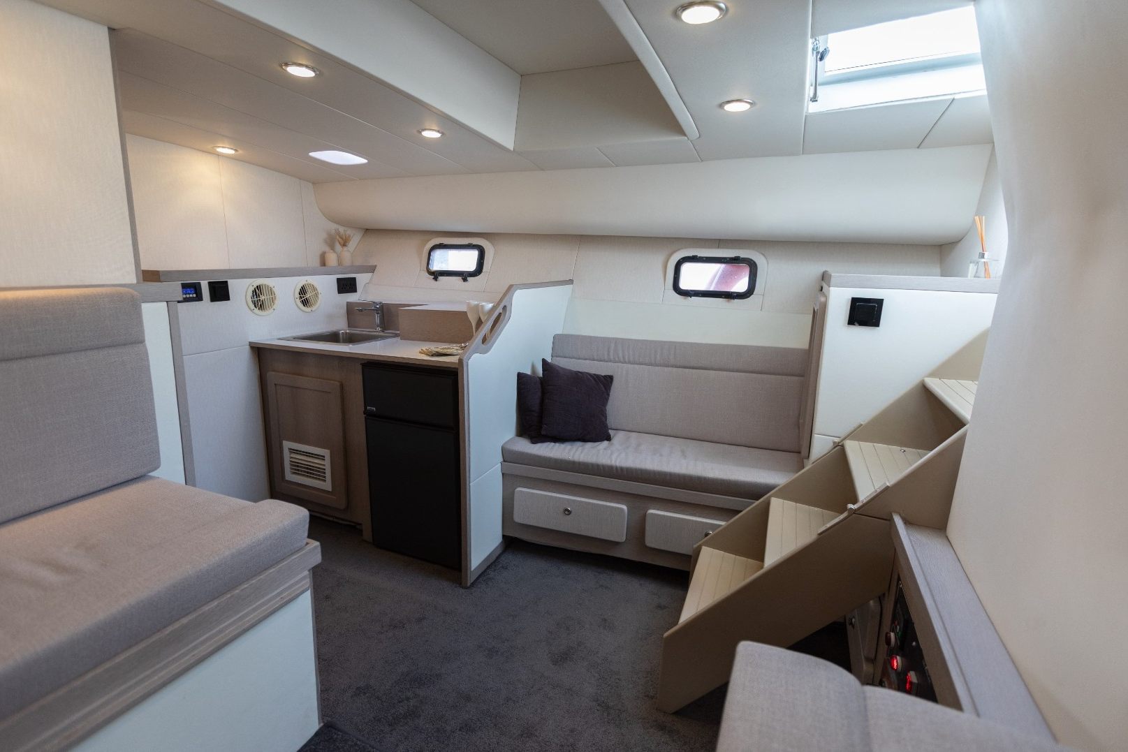 A-Salt Weapon Sport Fishing yacht, image 14