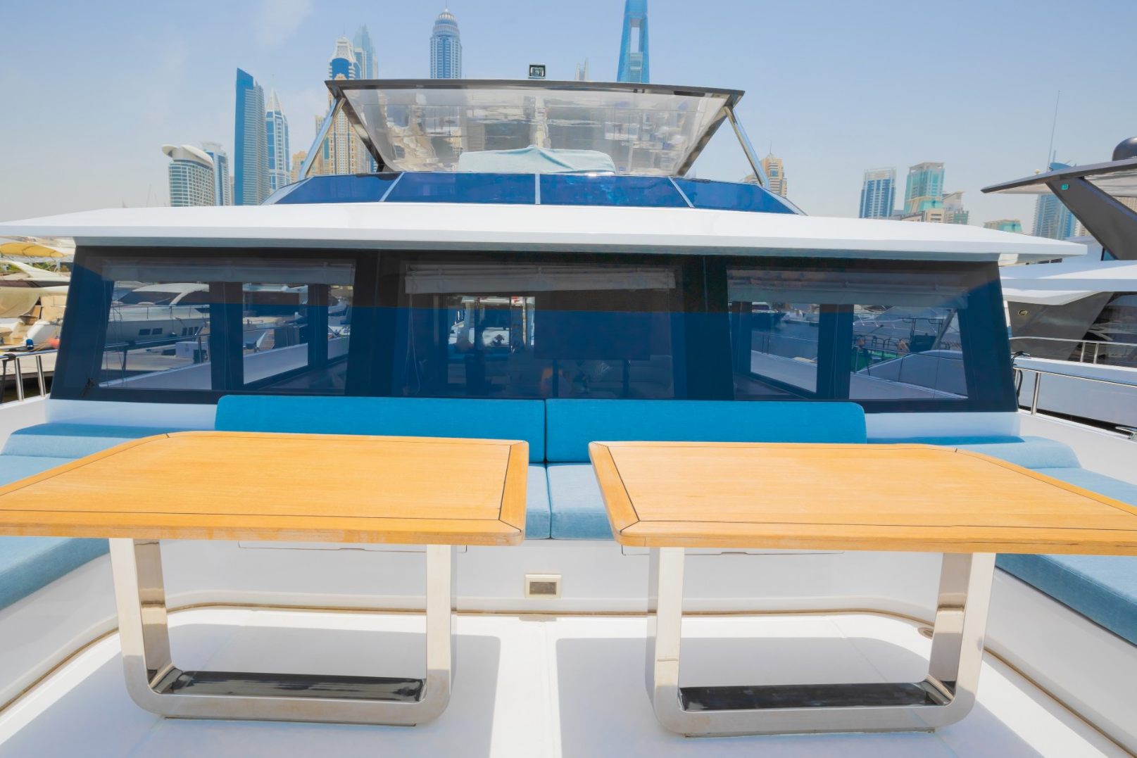 Sky Walker Volare yacht, image 6