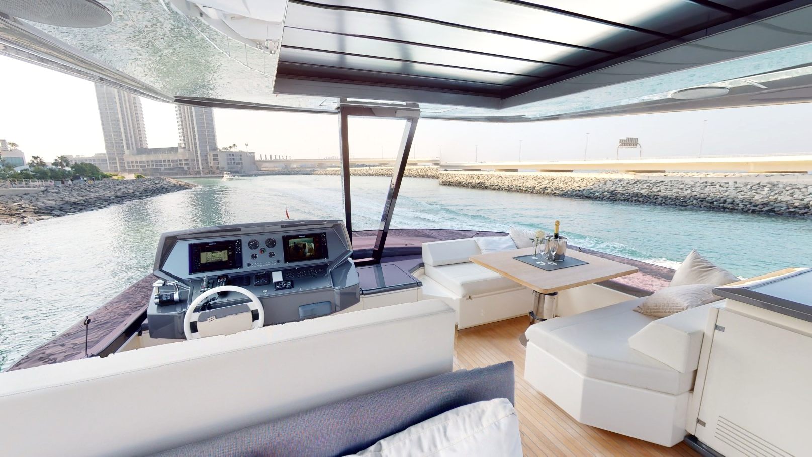 Ferretti 78 ft yacht, image 12