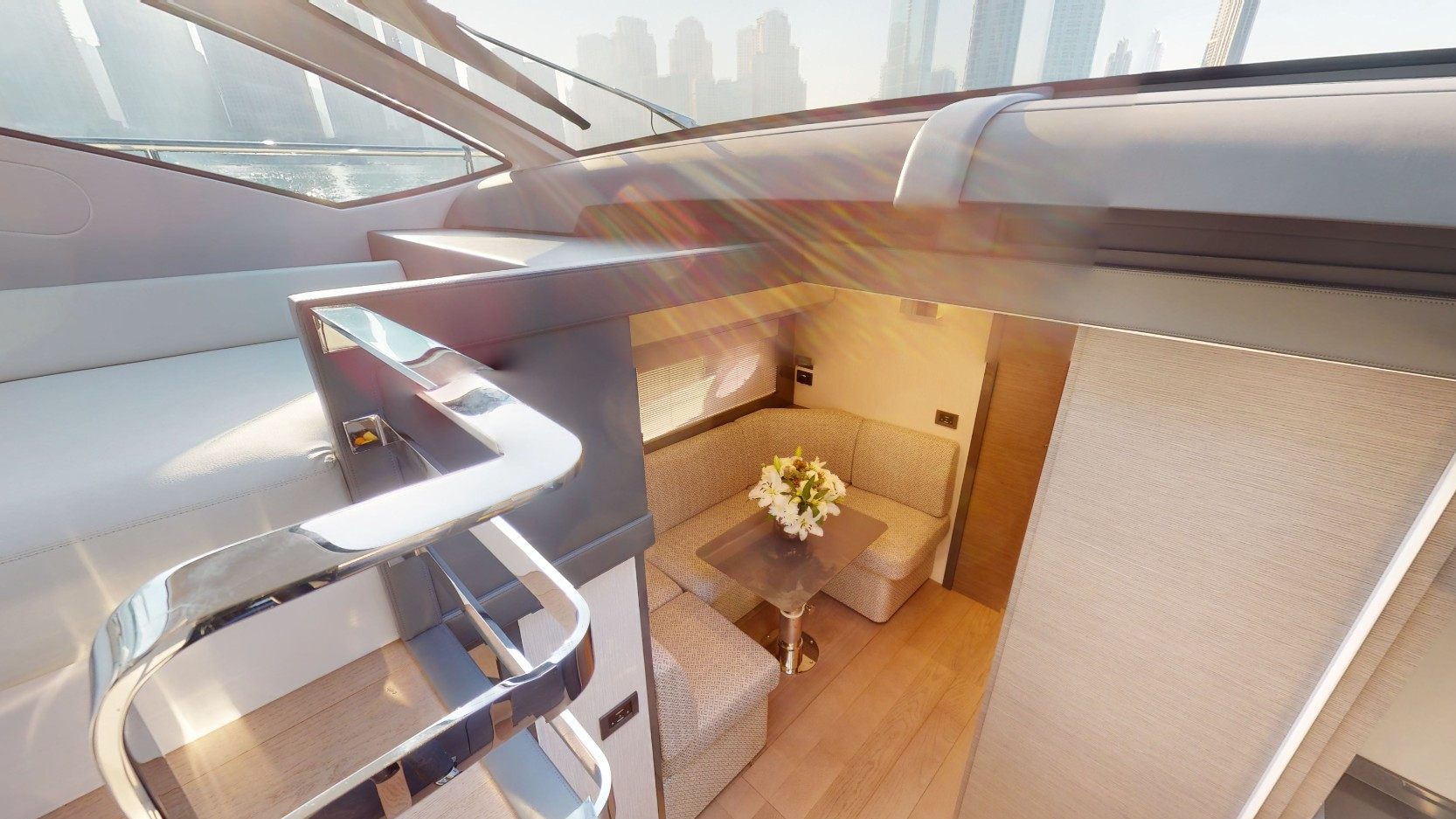 Pershing 5X Pearl White yacht, image 10
