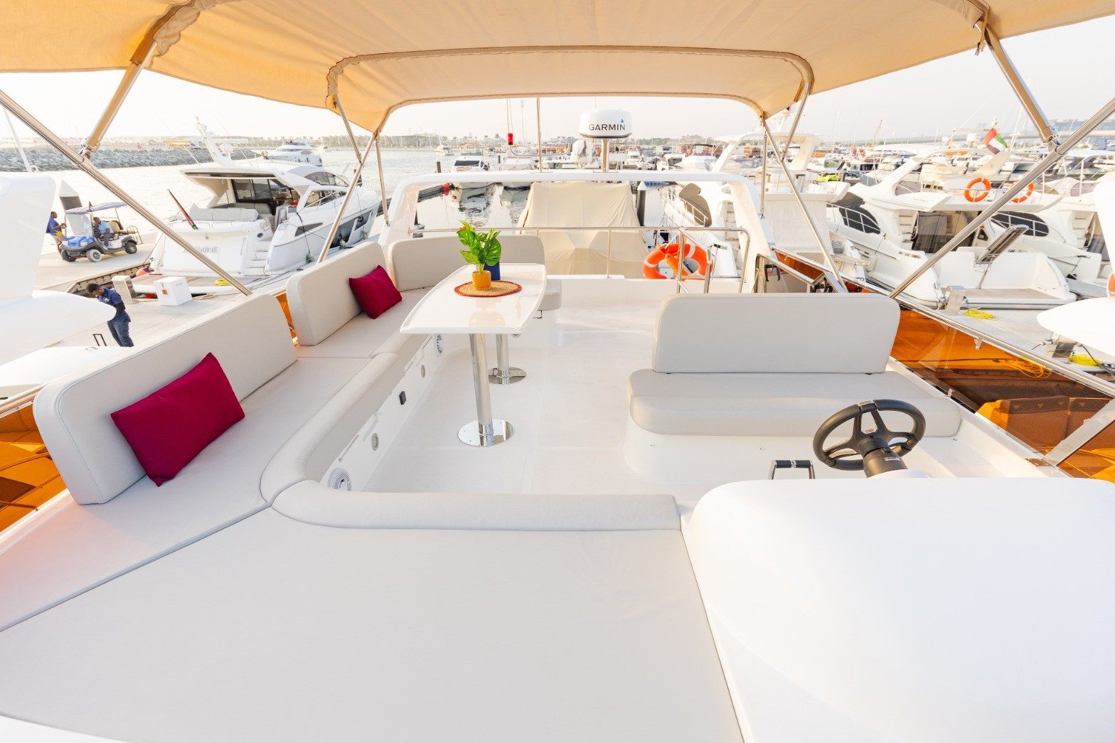 Sky Walker Ava yacht, image 8