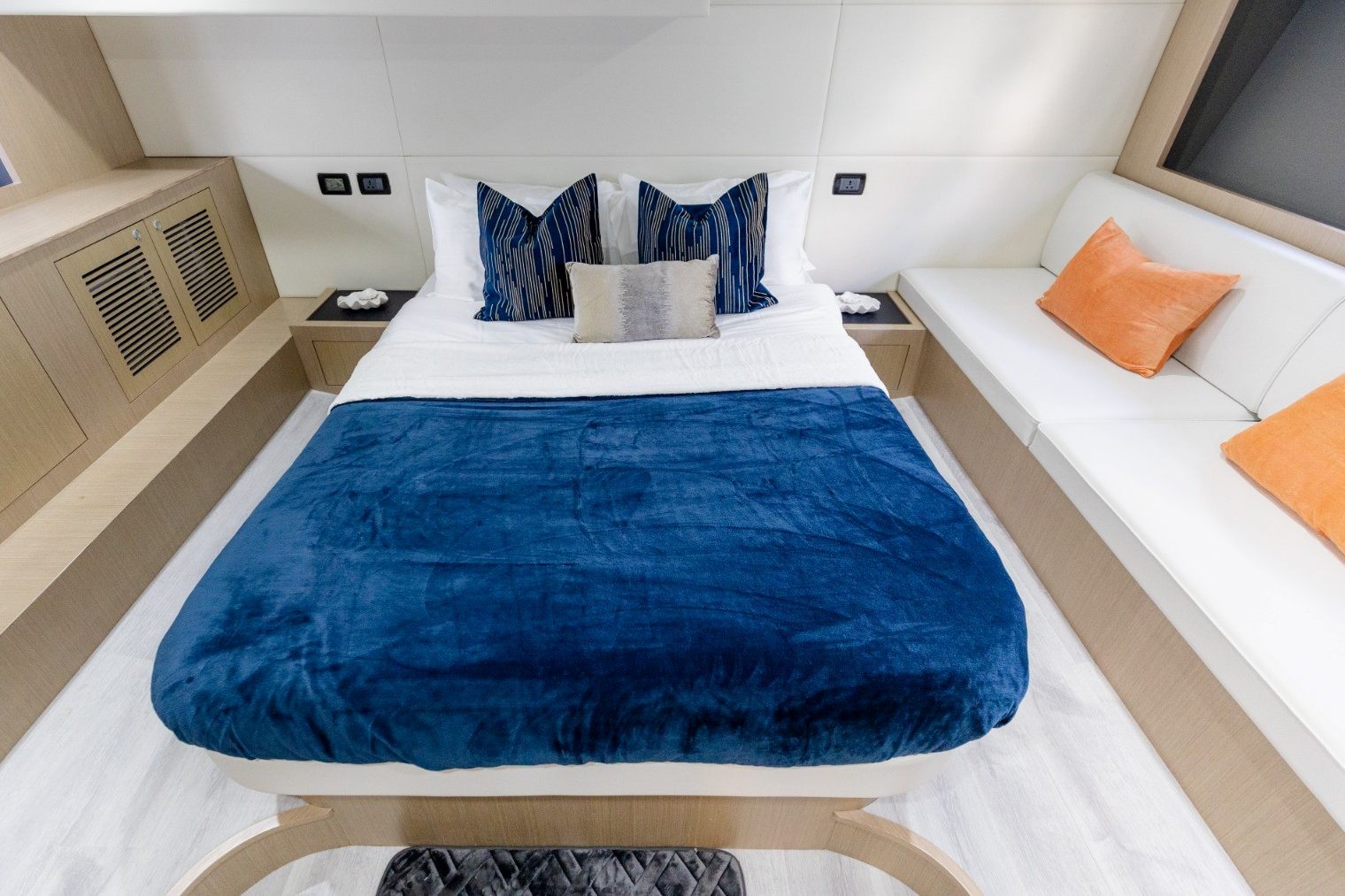 Sky Walker Ace yacht, image 6
