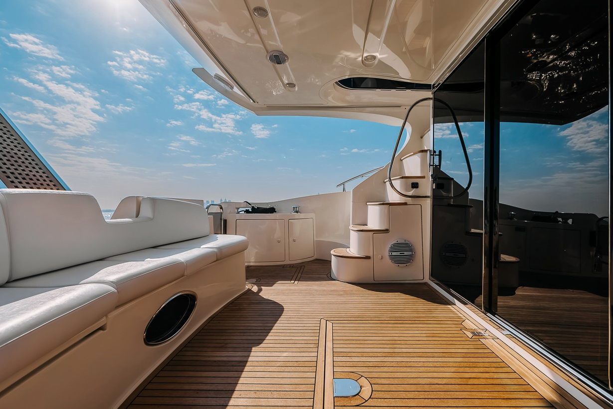 Azimut Candy yacht, image 3