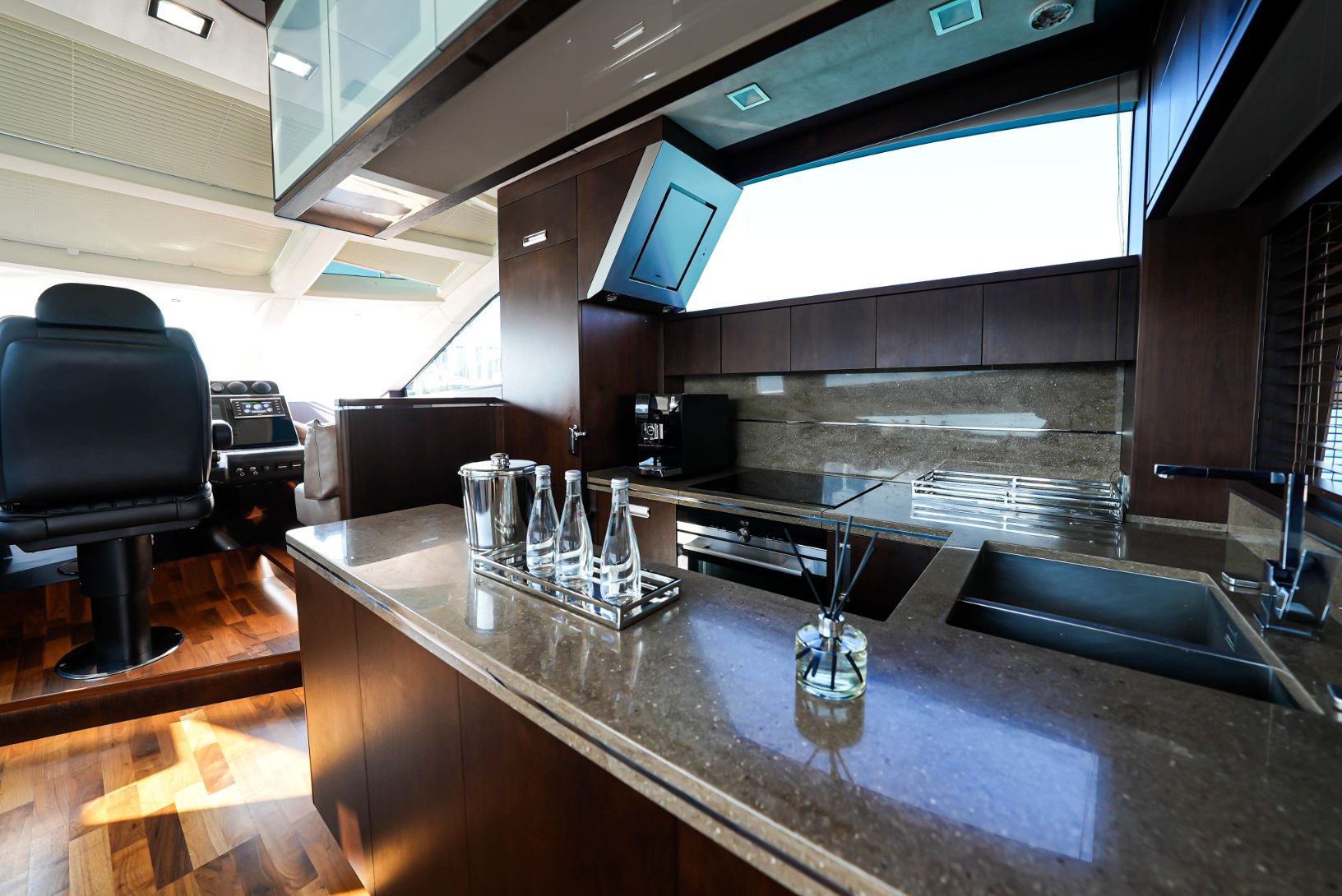 Galeon yacht, image 6