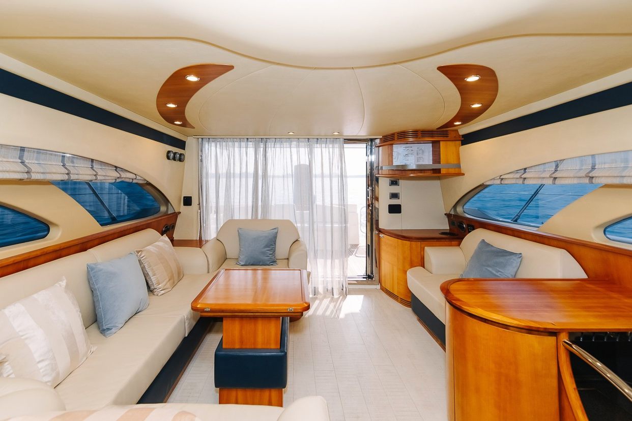 Azimut Candy yacht, image 2