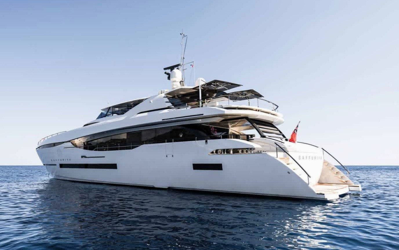Yacht Peri Saffuriya