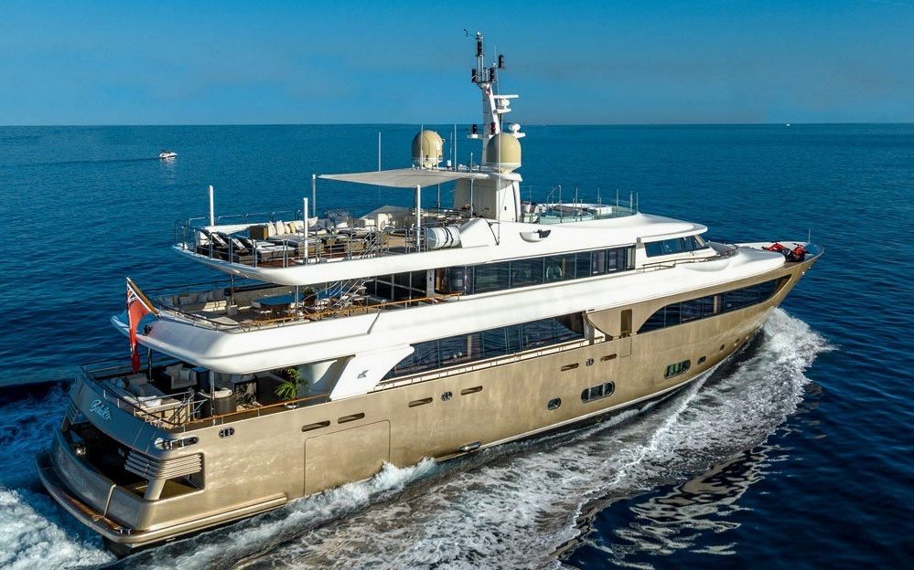 M/Y Behike in Dubai, 140 ft