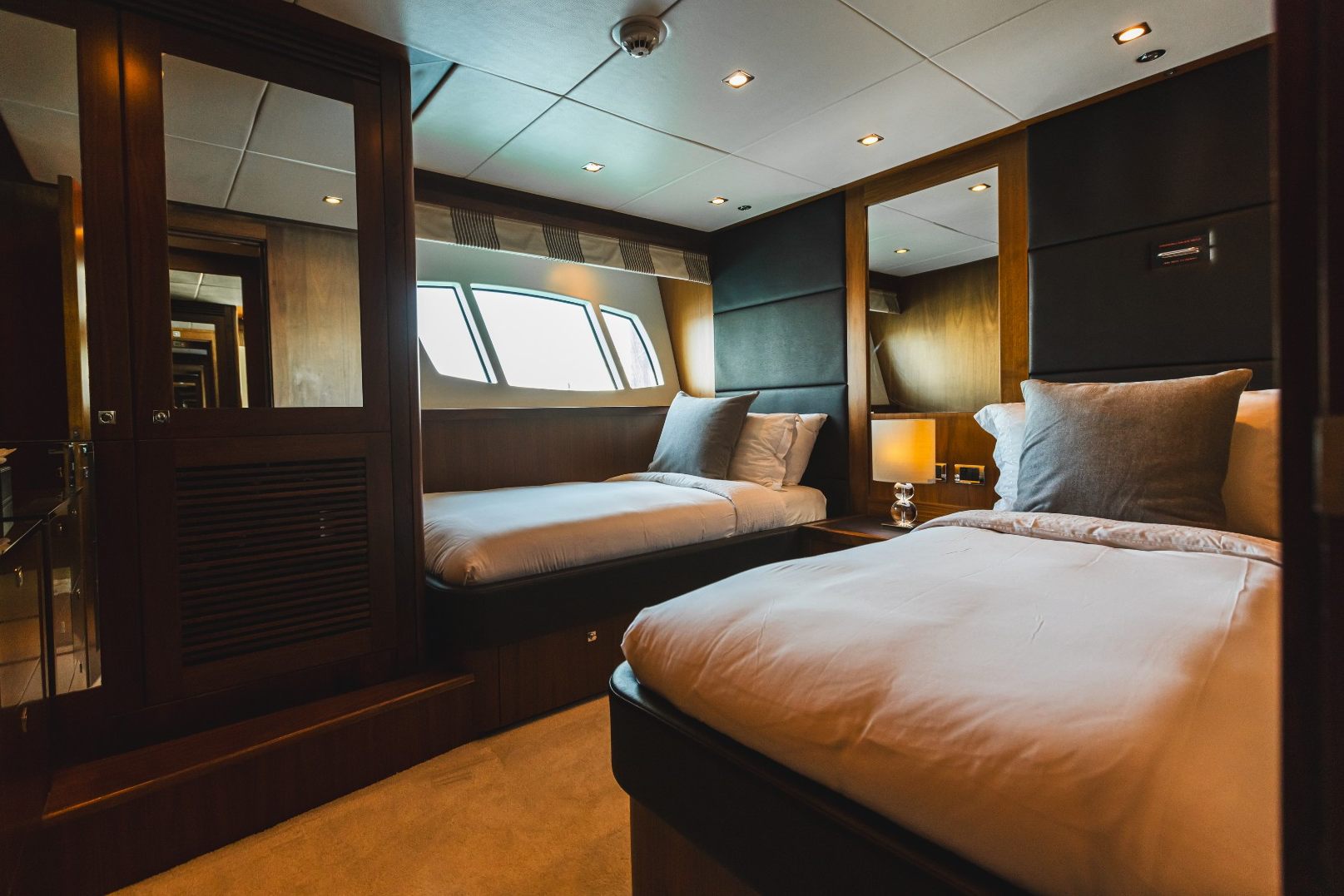 Sunseeker Lucien yacht, image 3