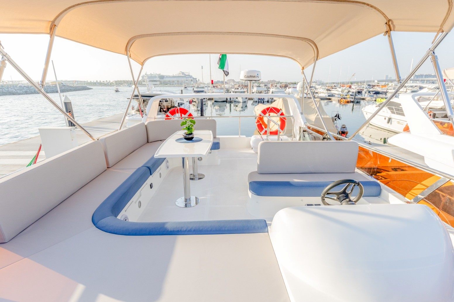 Sky Walker Rio yacht, image 7