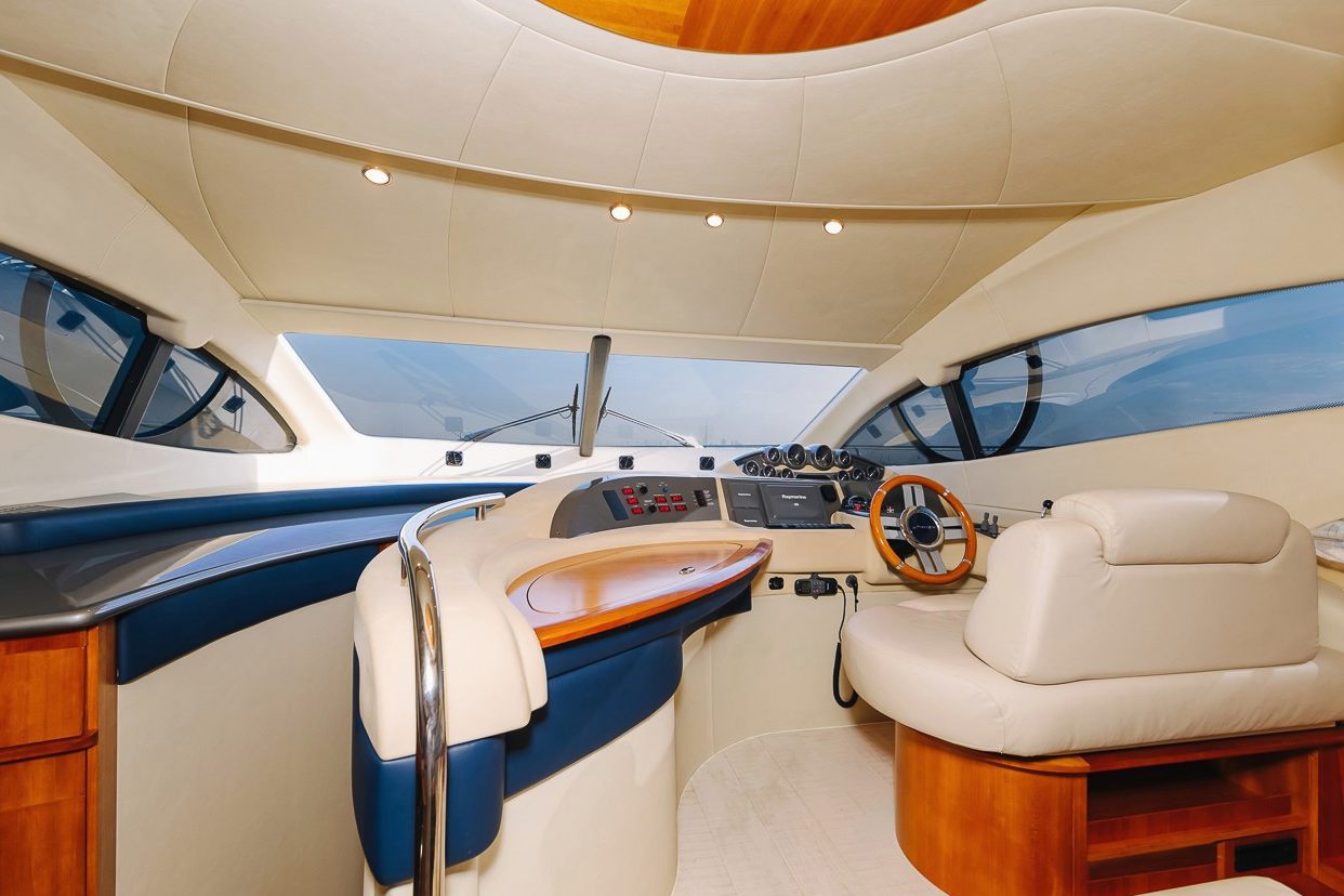 Azimut Candy yacht, image 4