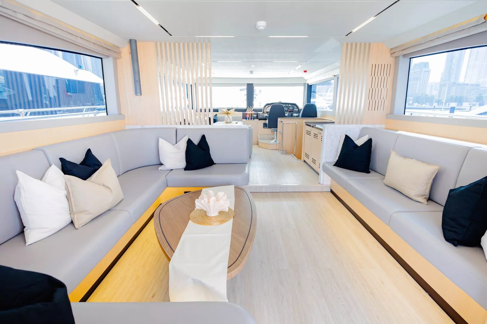 Sky Walker Reno yacht, image 14
