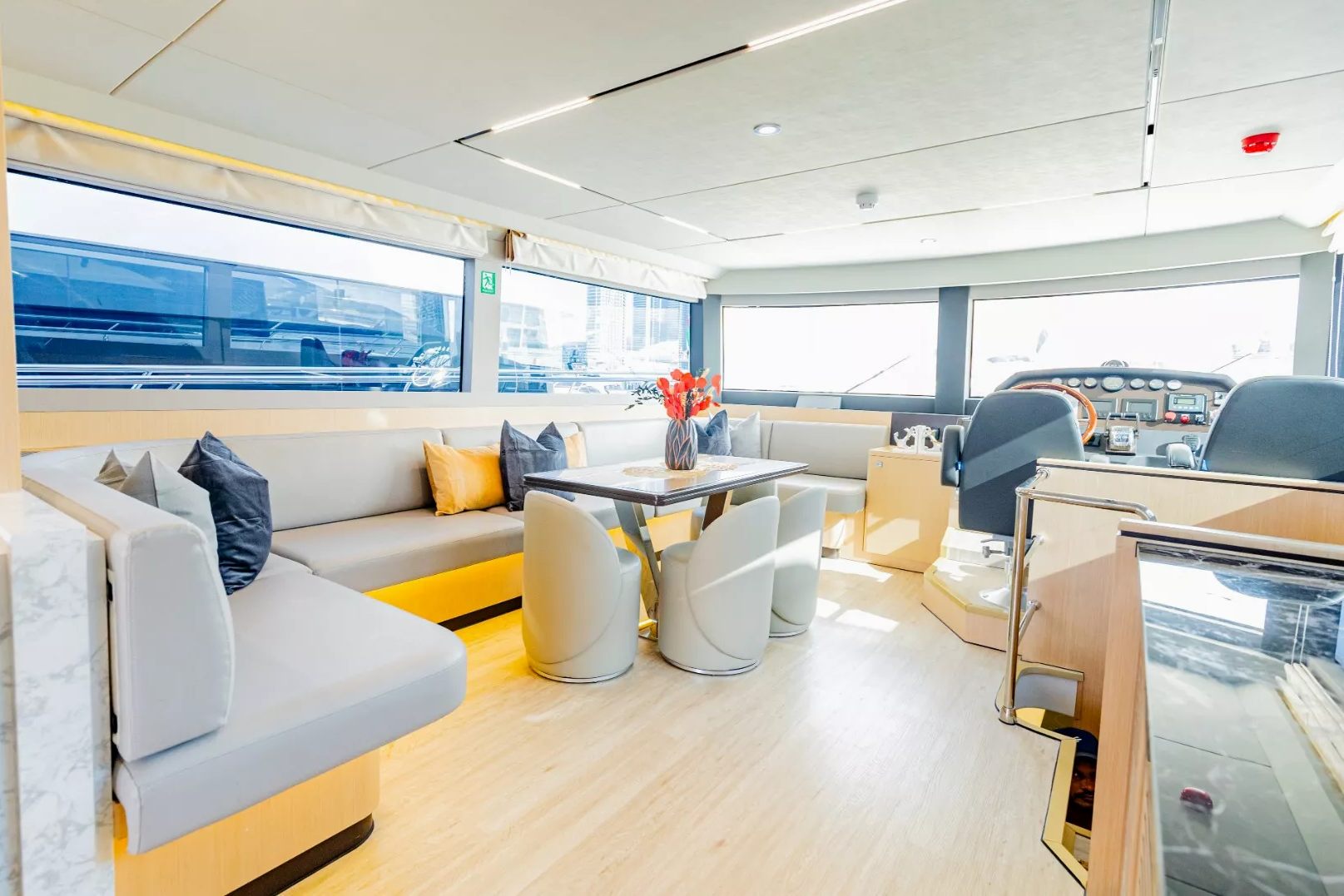 Sky Walker Fibo yacht, image 13